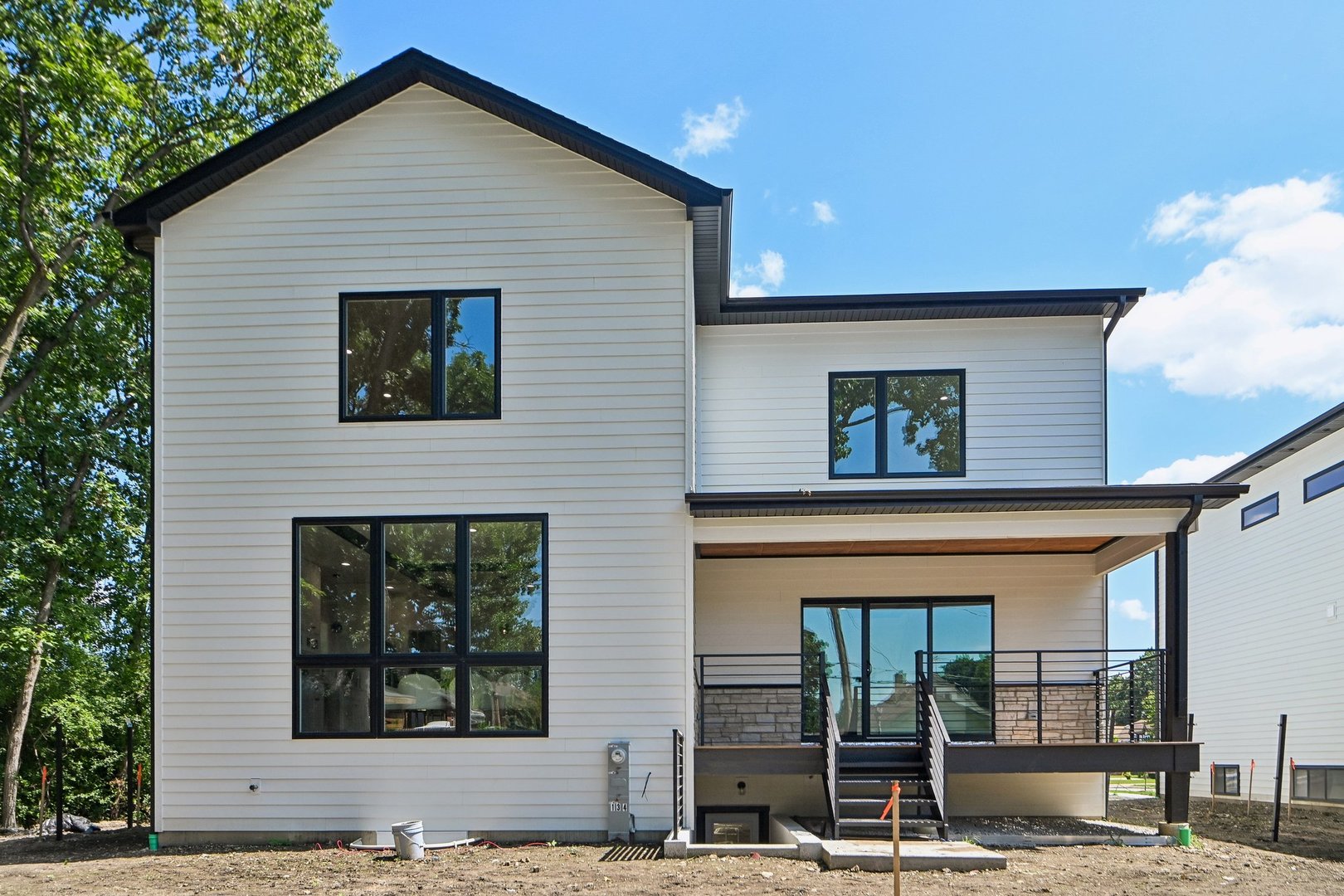 main property photo 67