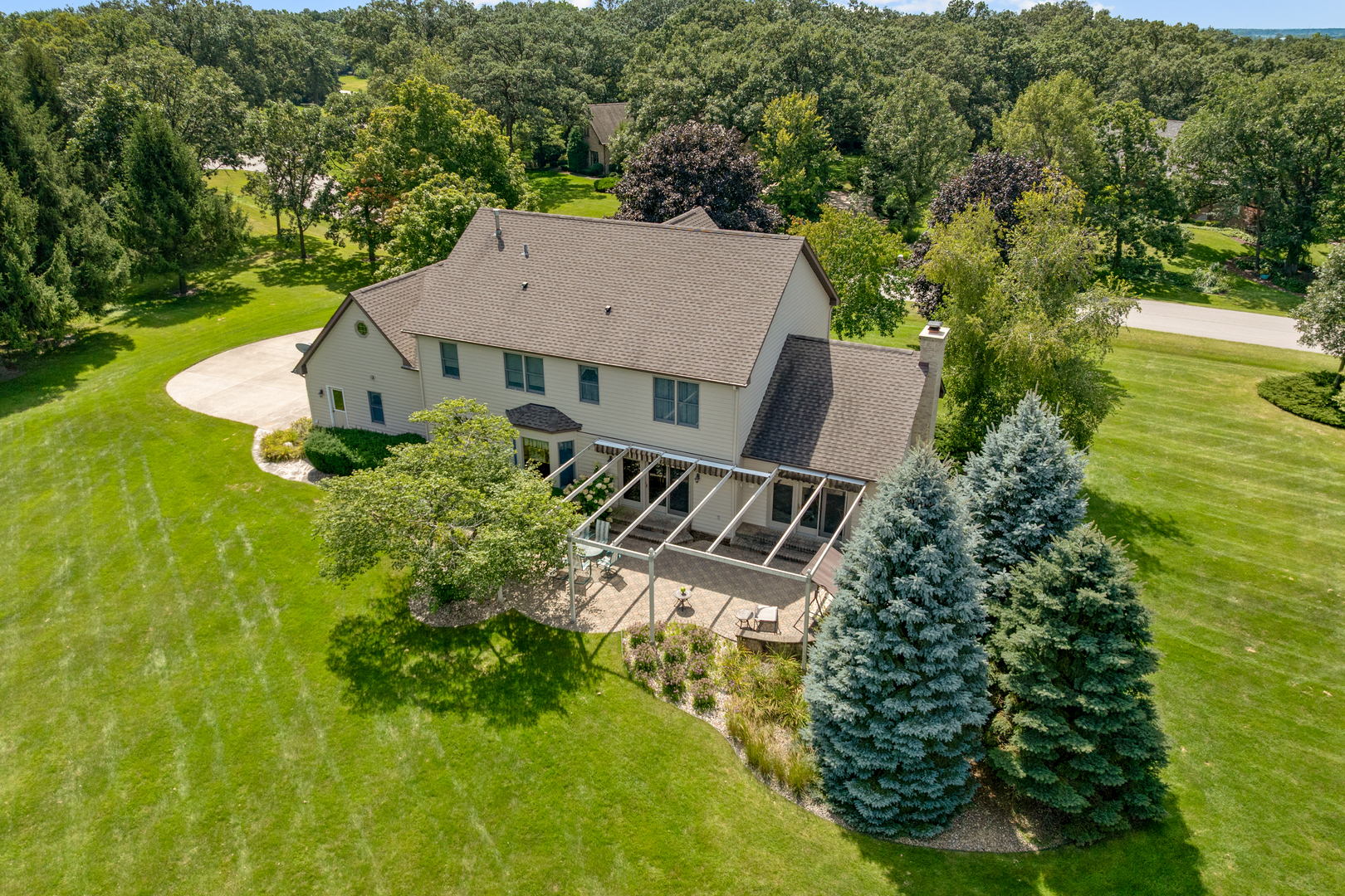 main property photo 1