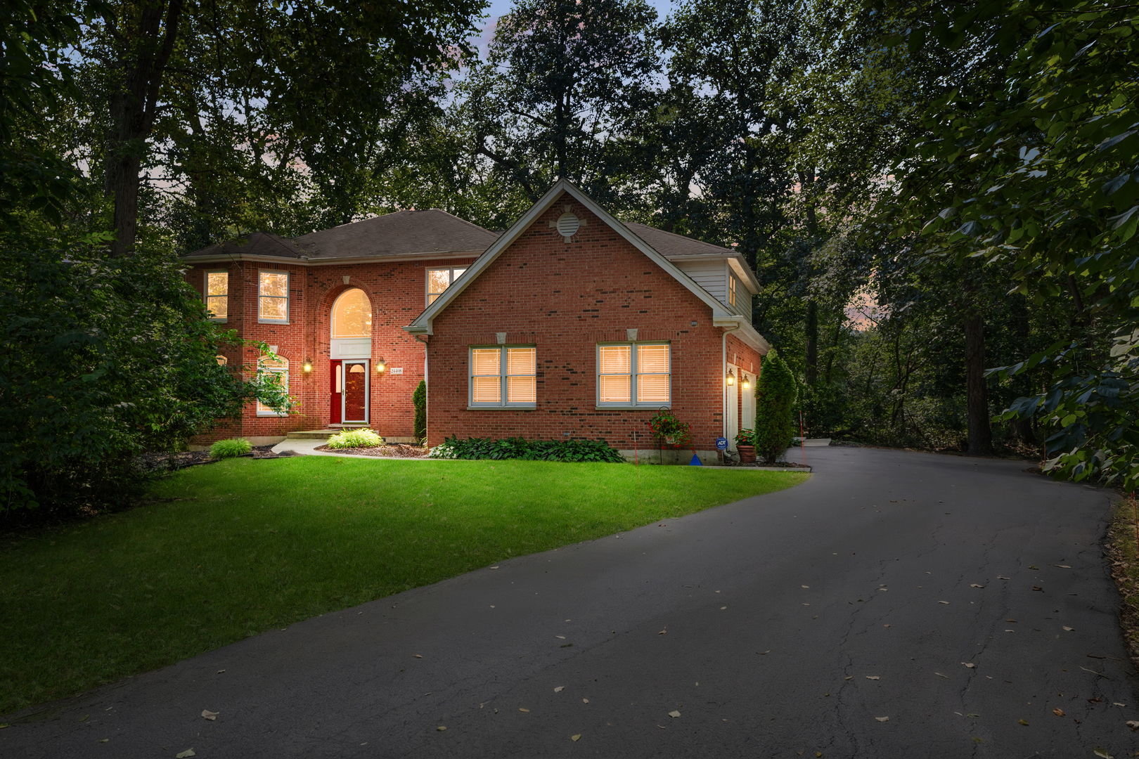 main property photo 28