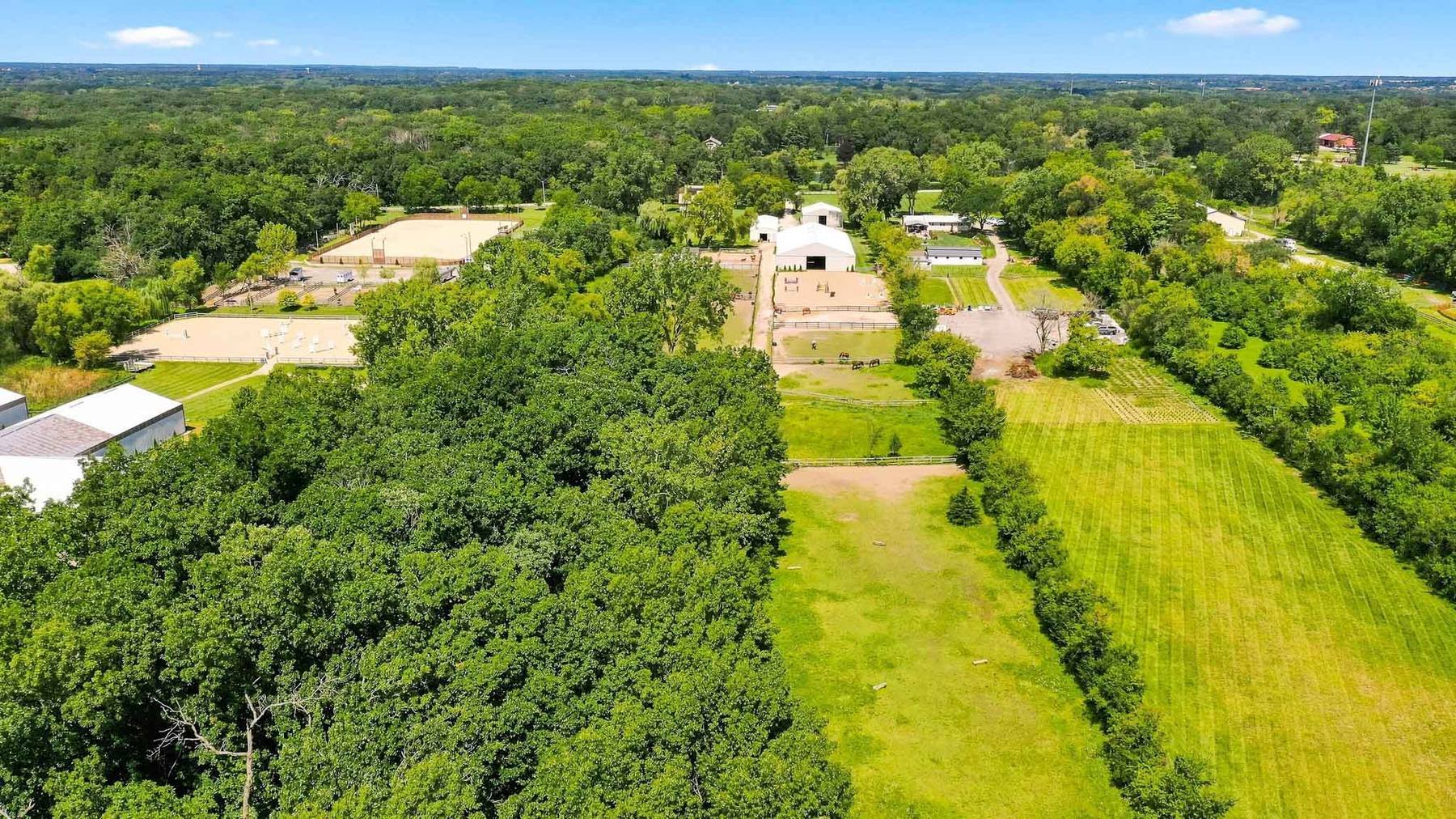 main property photo 45