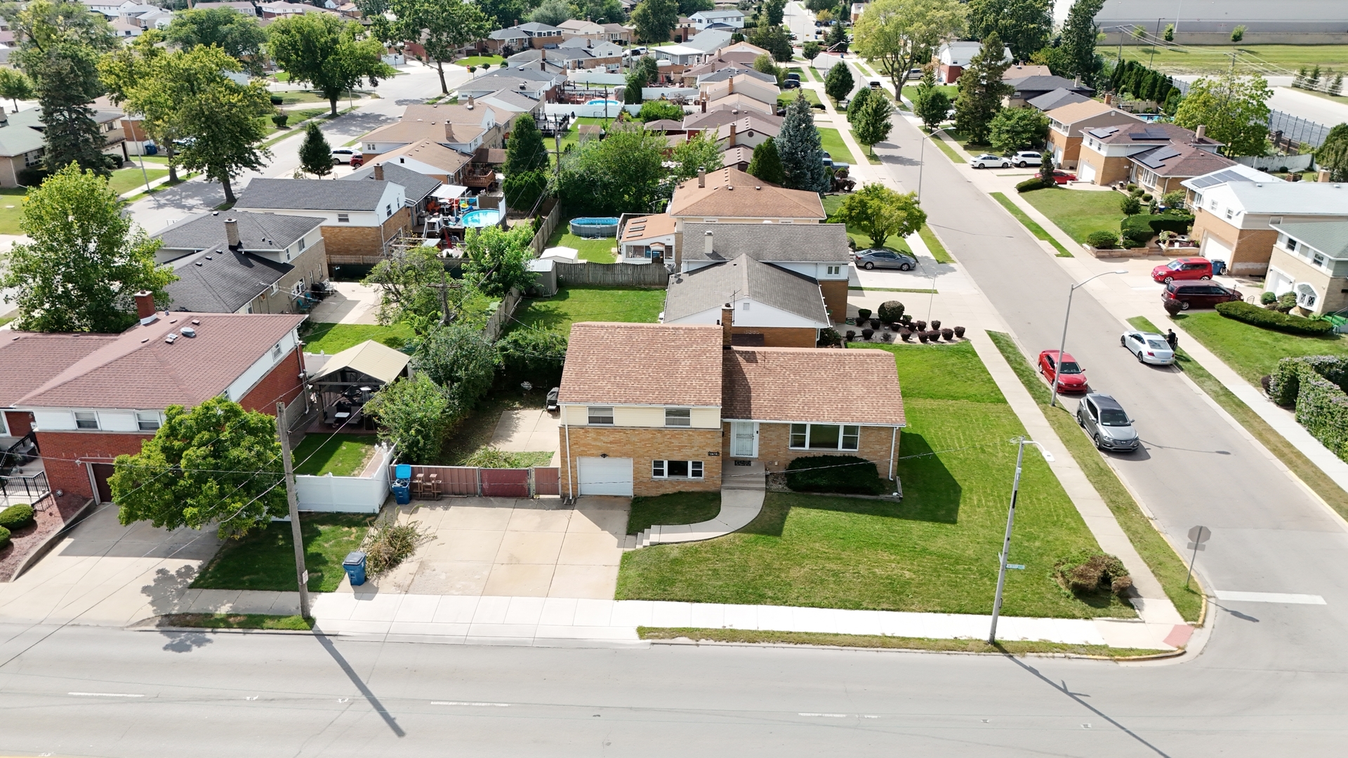 main property photo 3