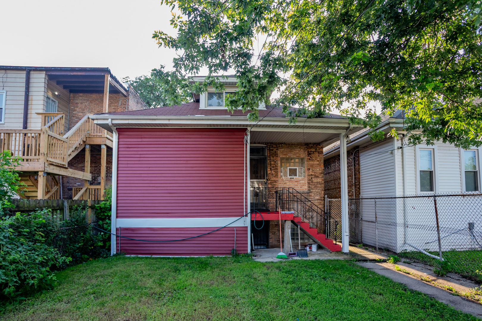 main property photo 24