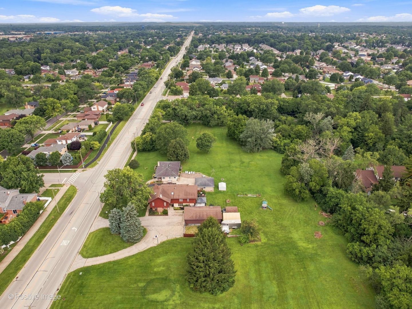 main property photo 4