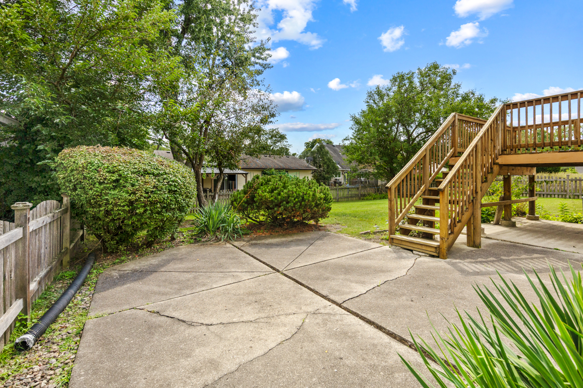 main property photo 23