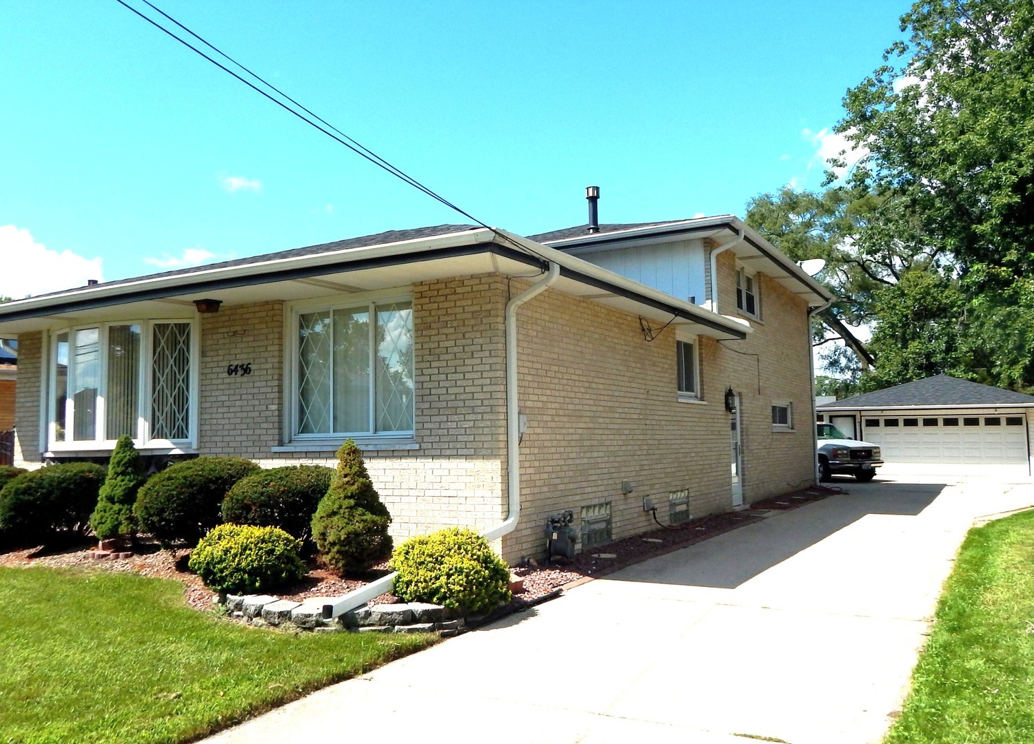 main property photo 1