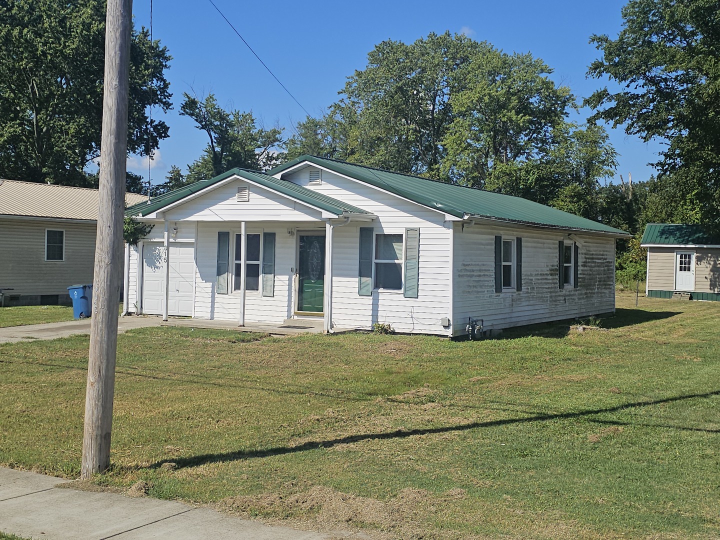 main property photo 9