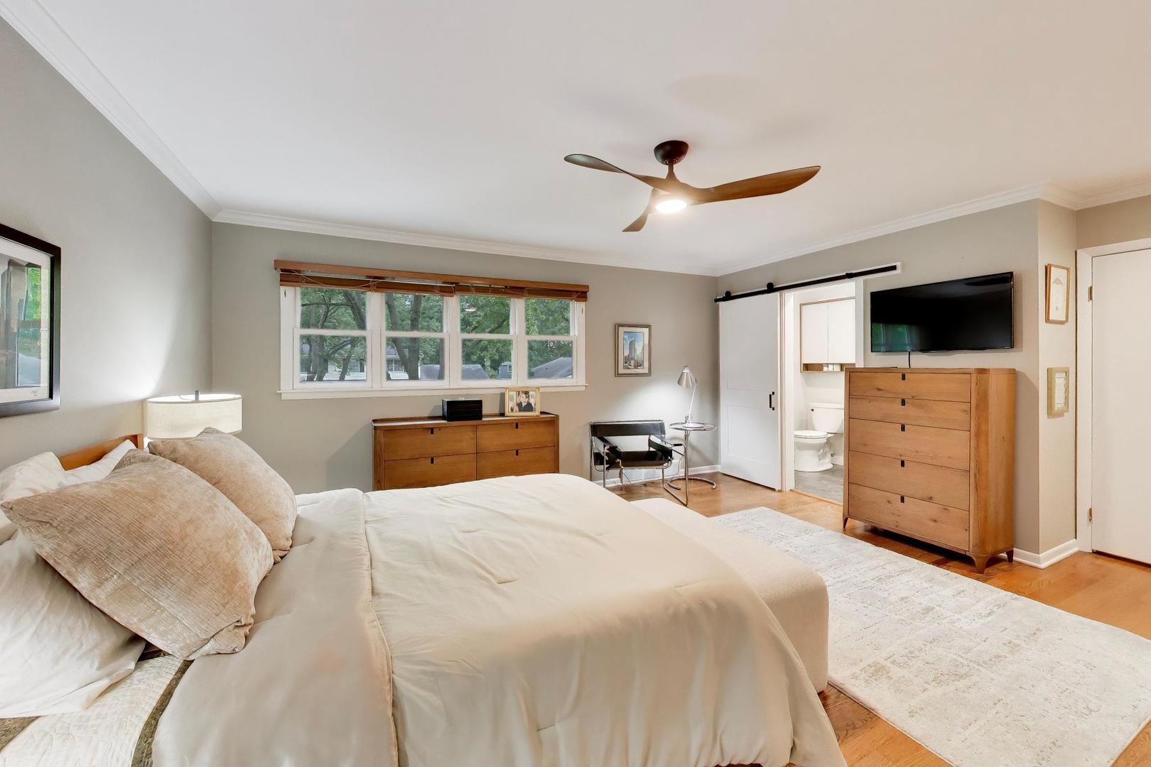 property viewer photo 17