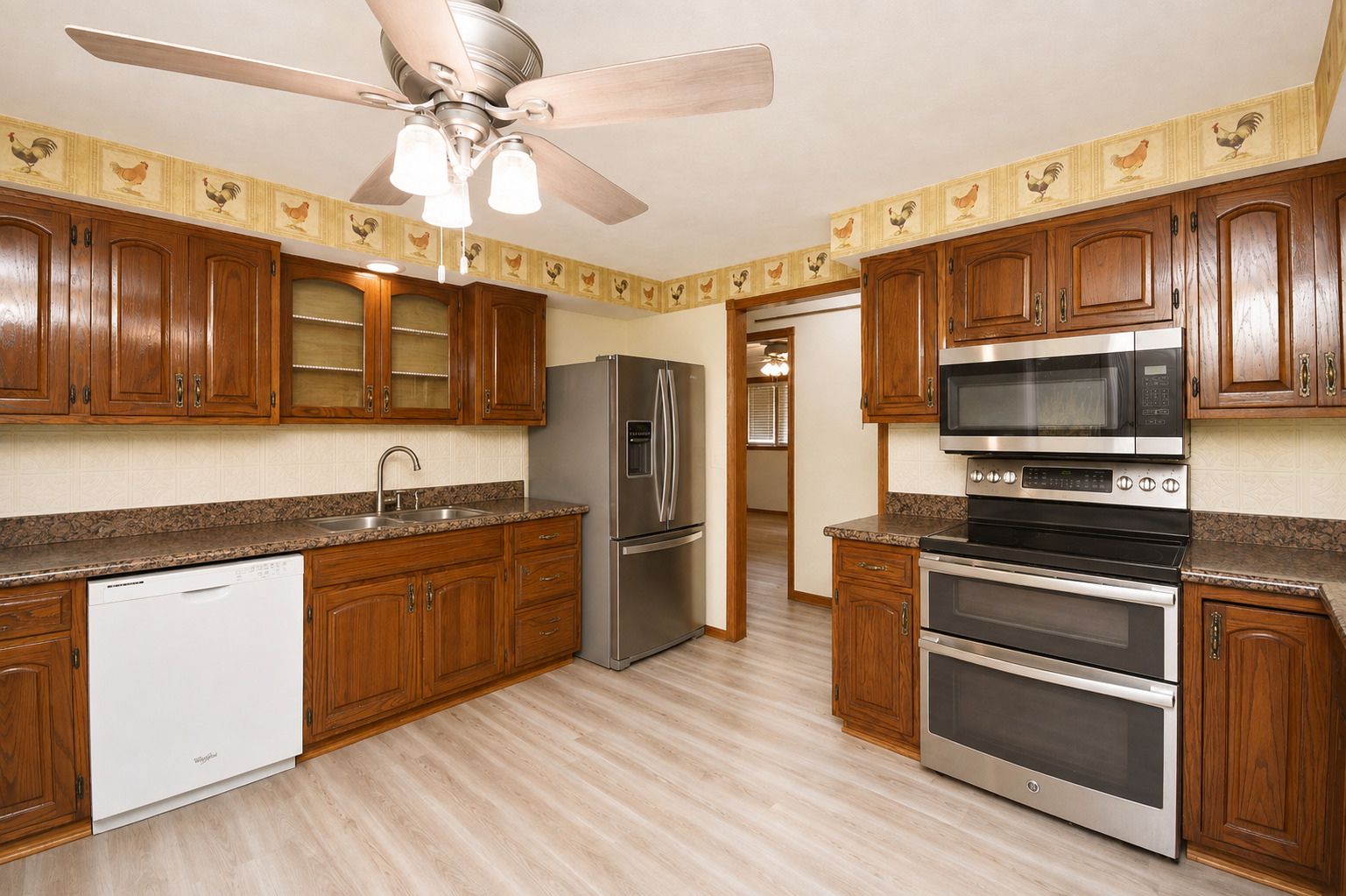 main property photo 19
