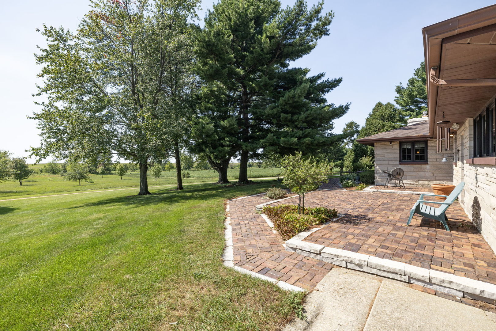 main property photo 20