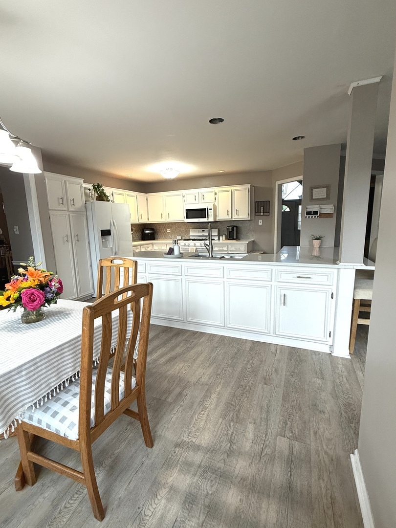 property viewer photo 6