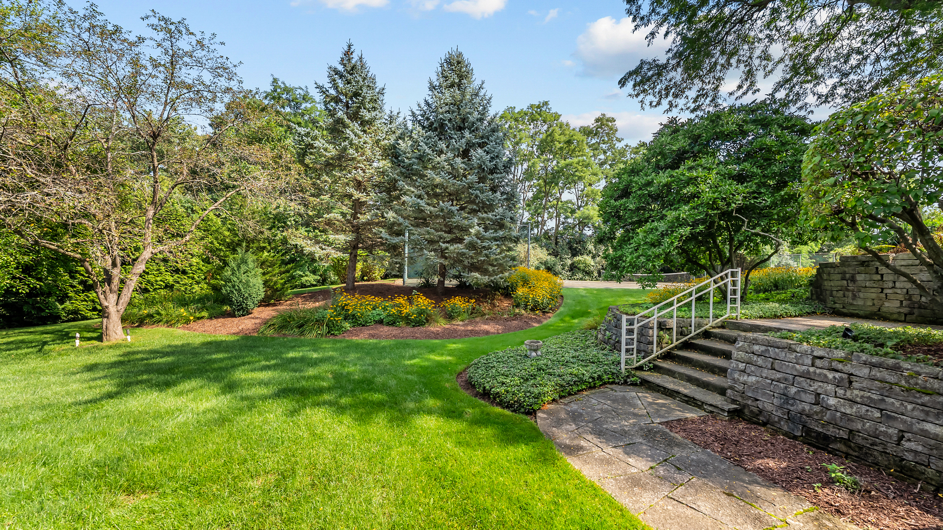 main property photo 51