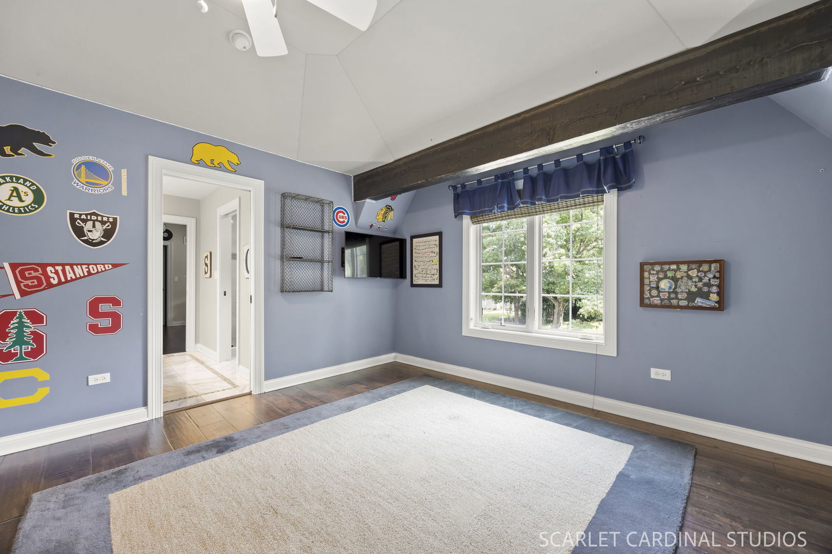 main property photo 25
