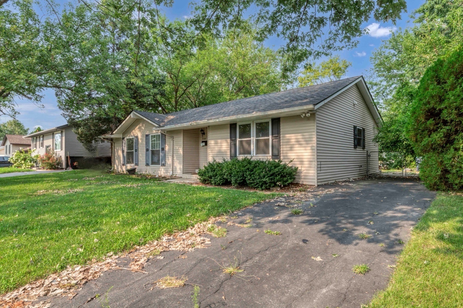 main property photo 15