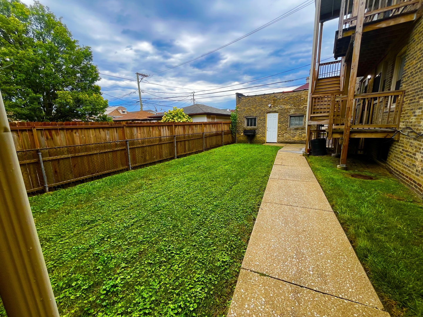 main property photo 10
