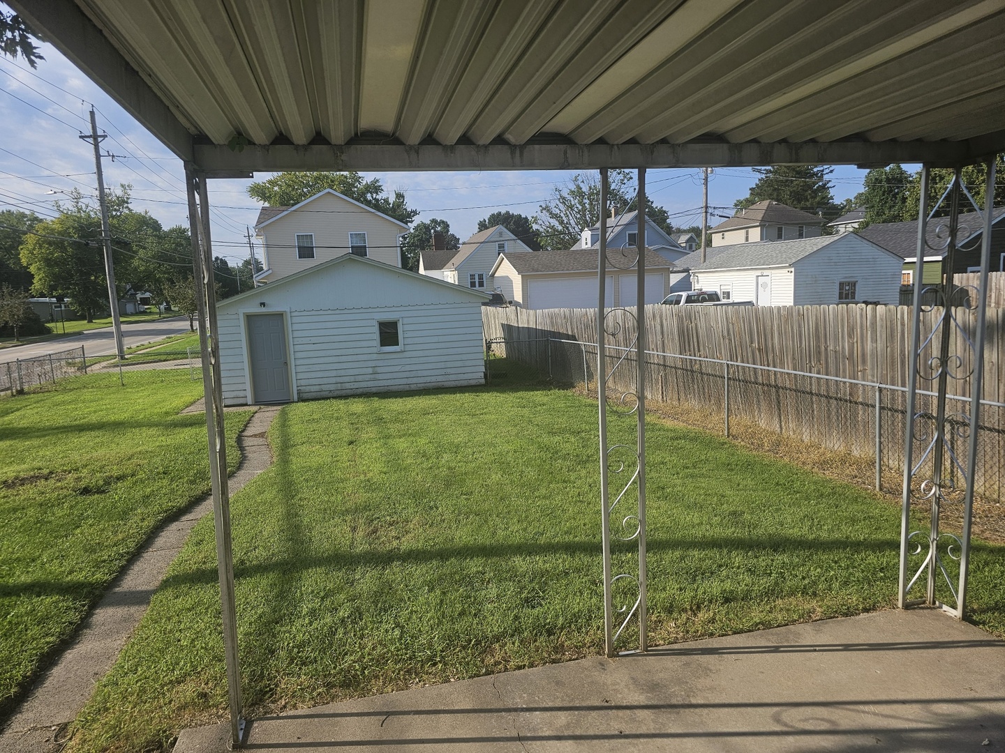 main property photo 9