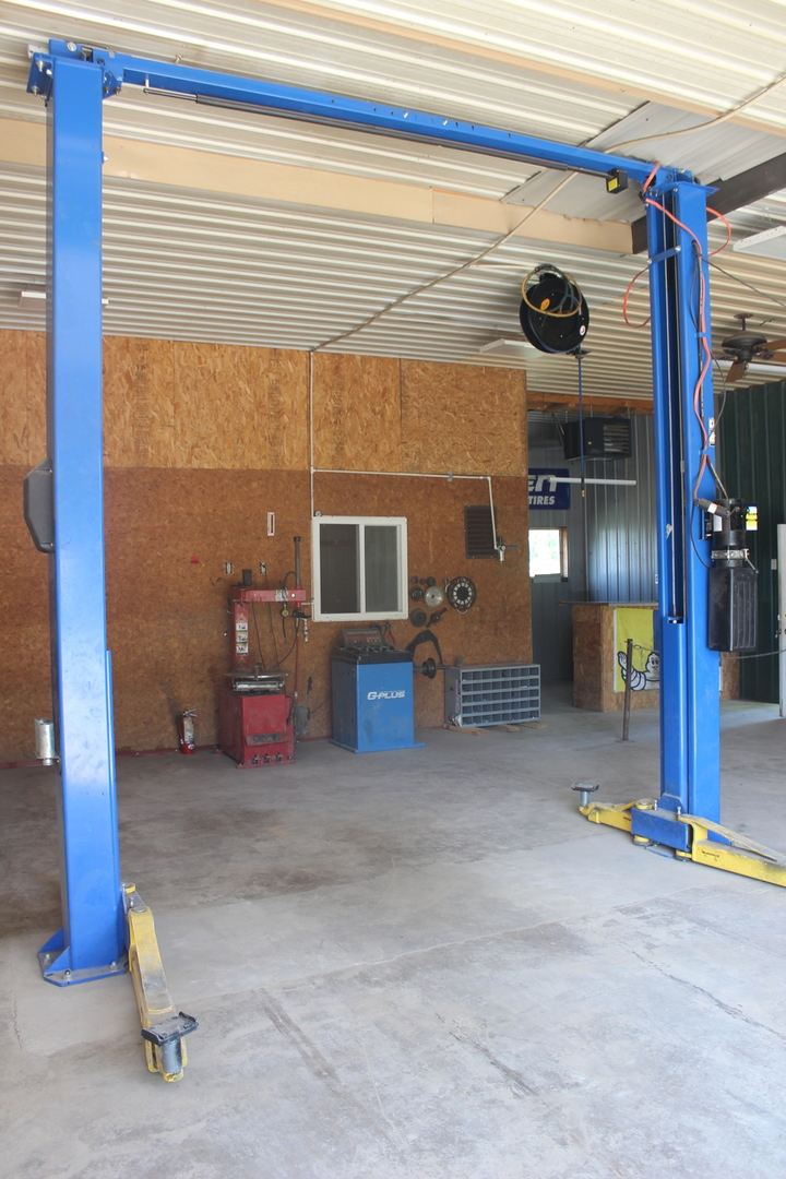 main property photo 13