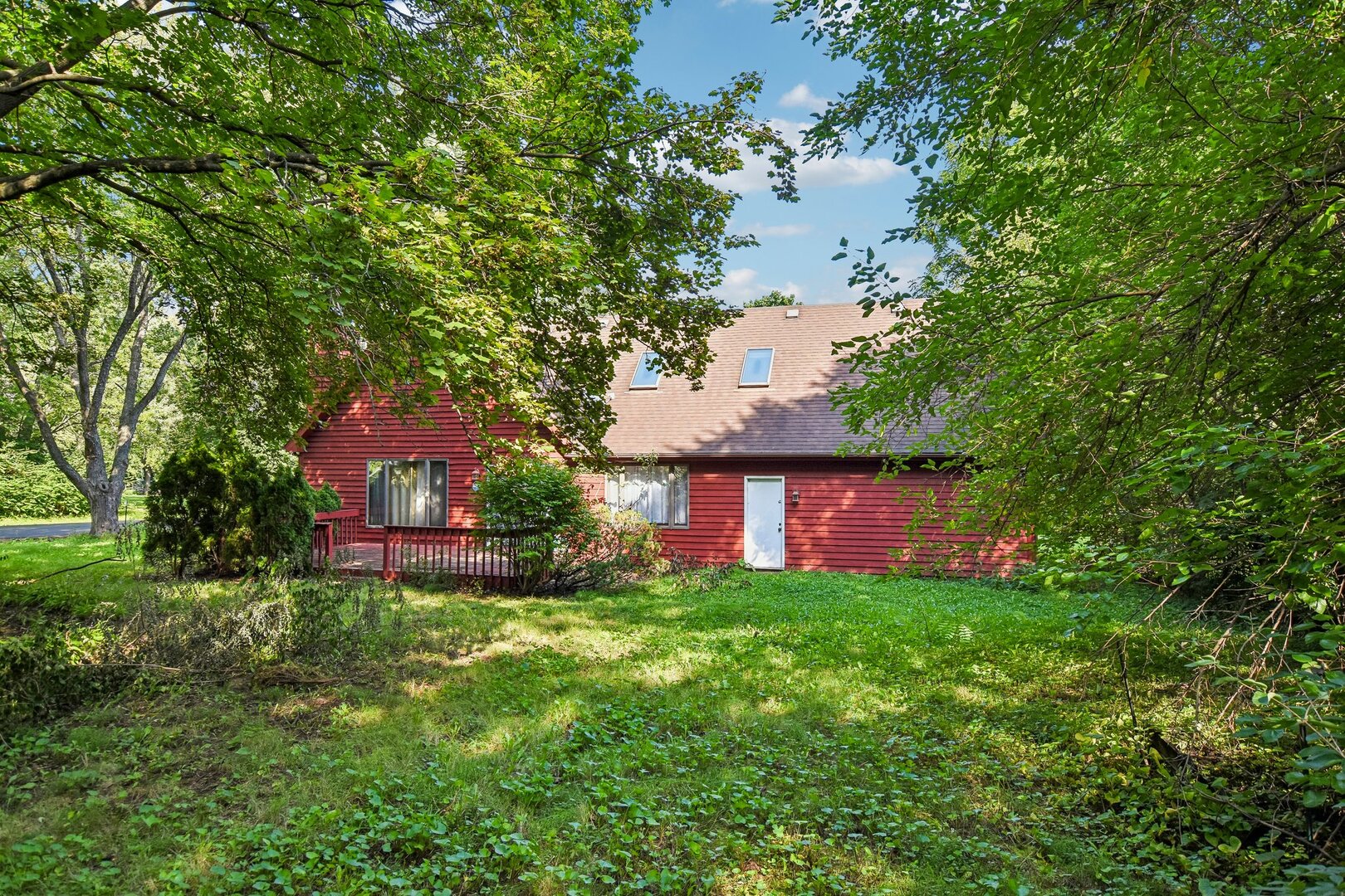 main property photo 27