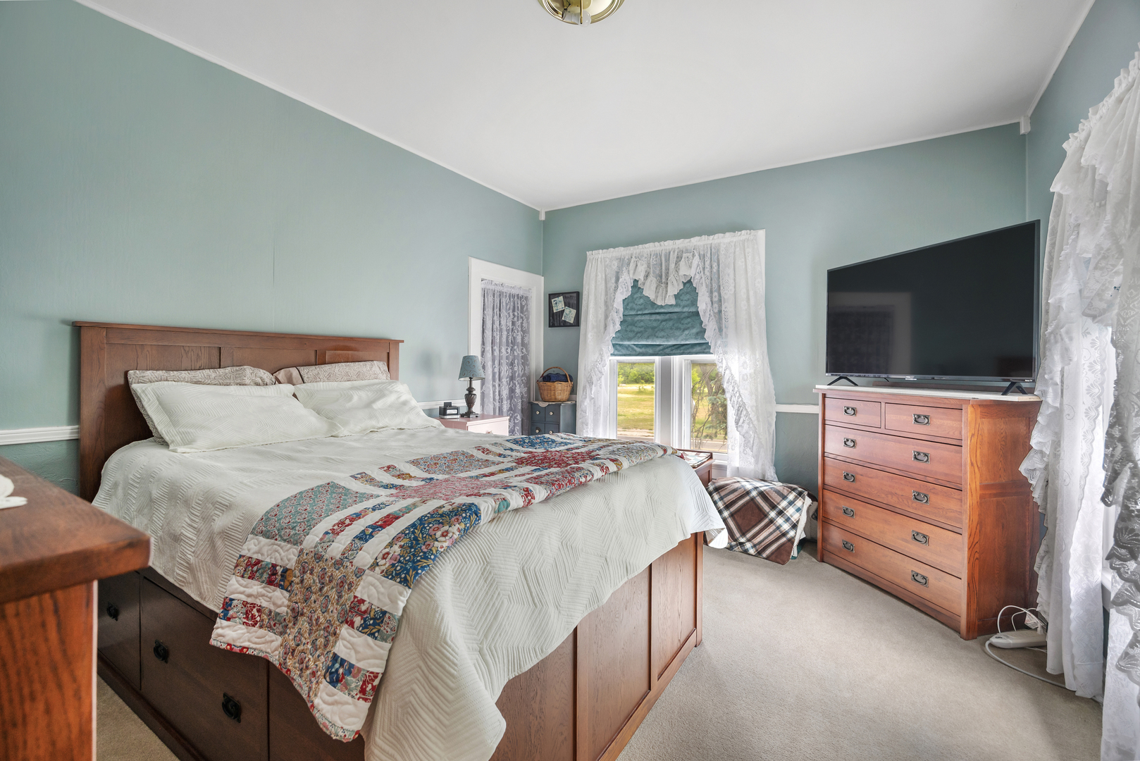 main property photo 15
