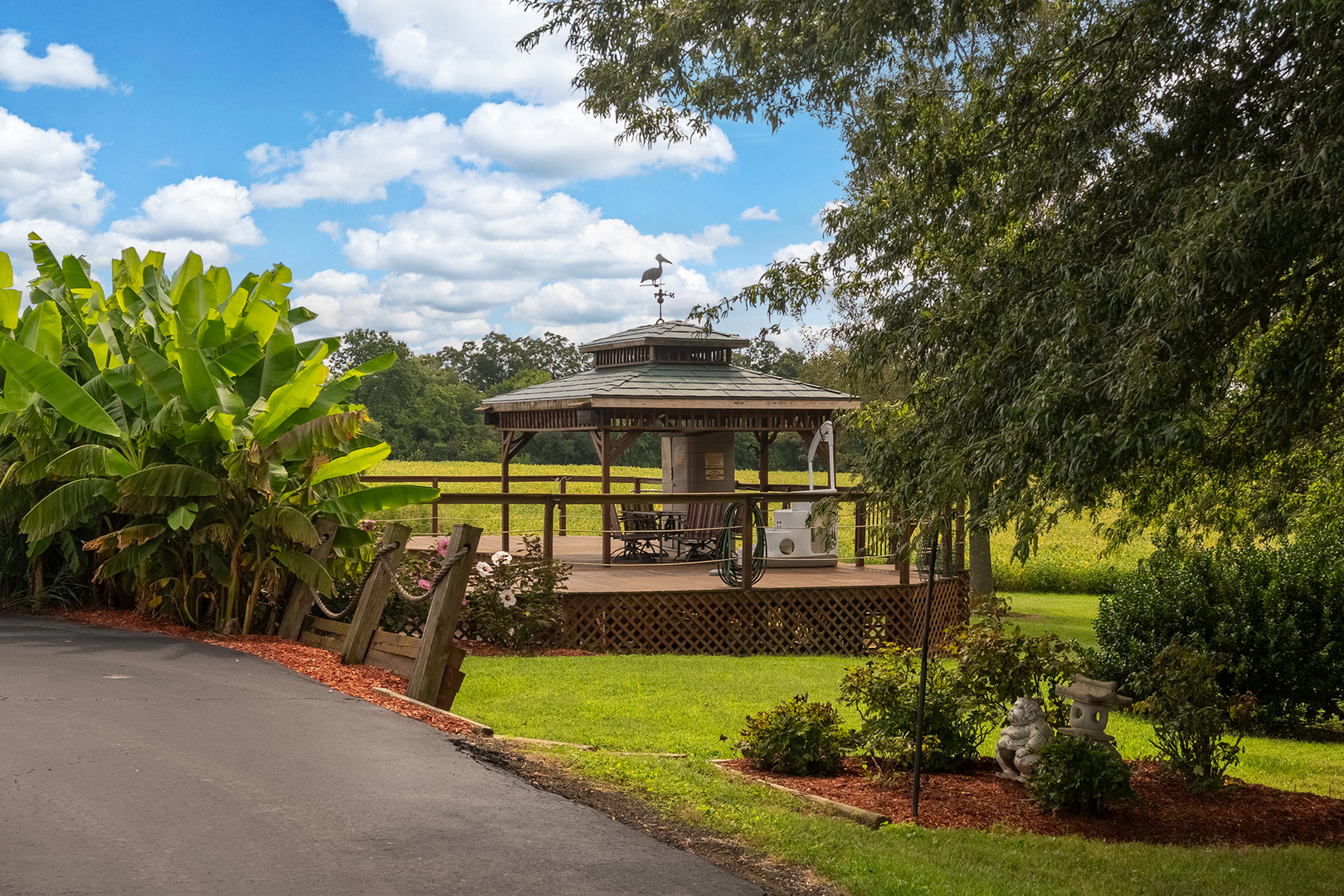 main property photo 12