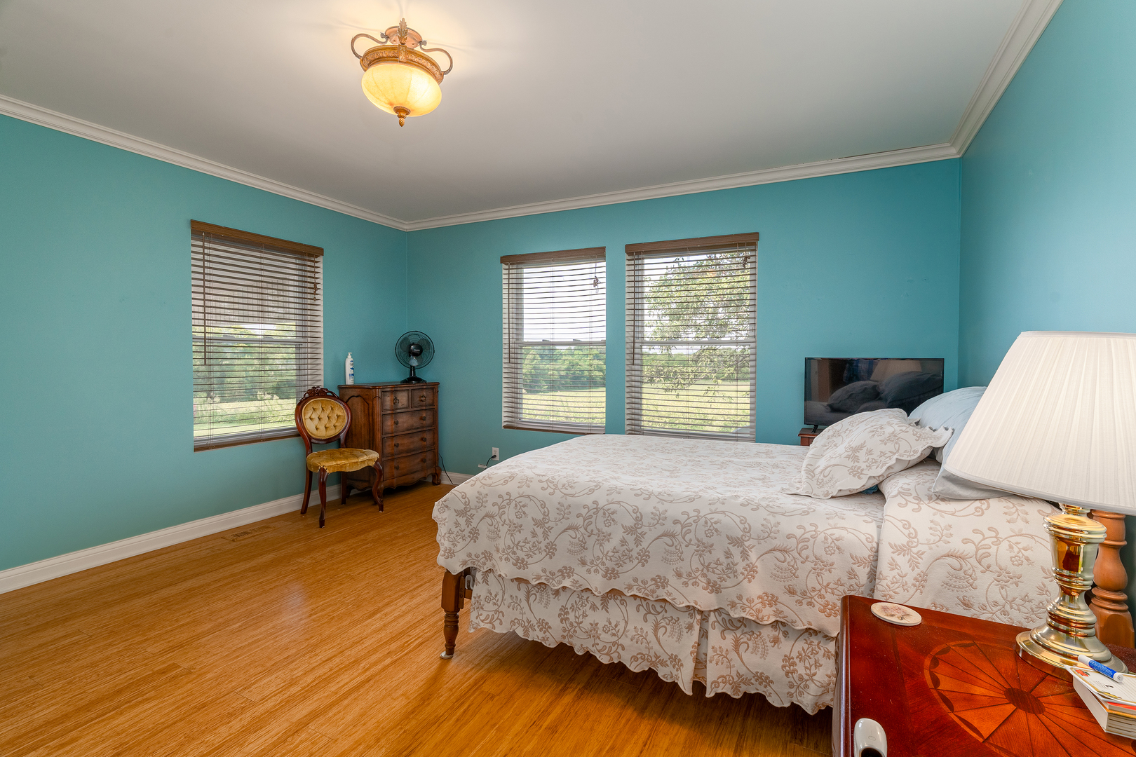 main property photo 27