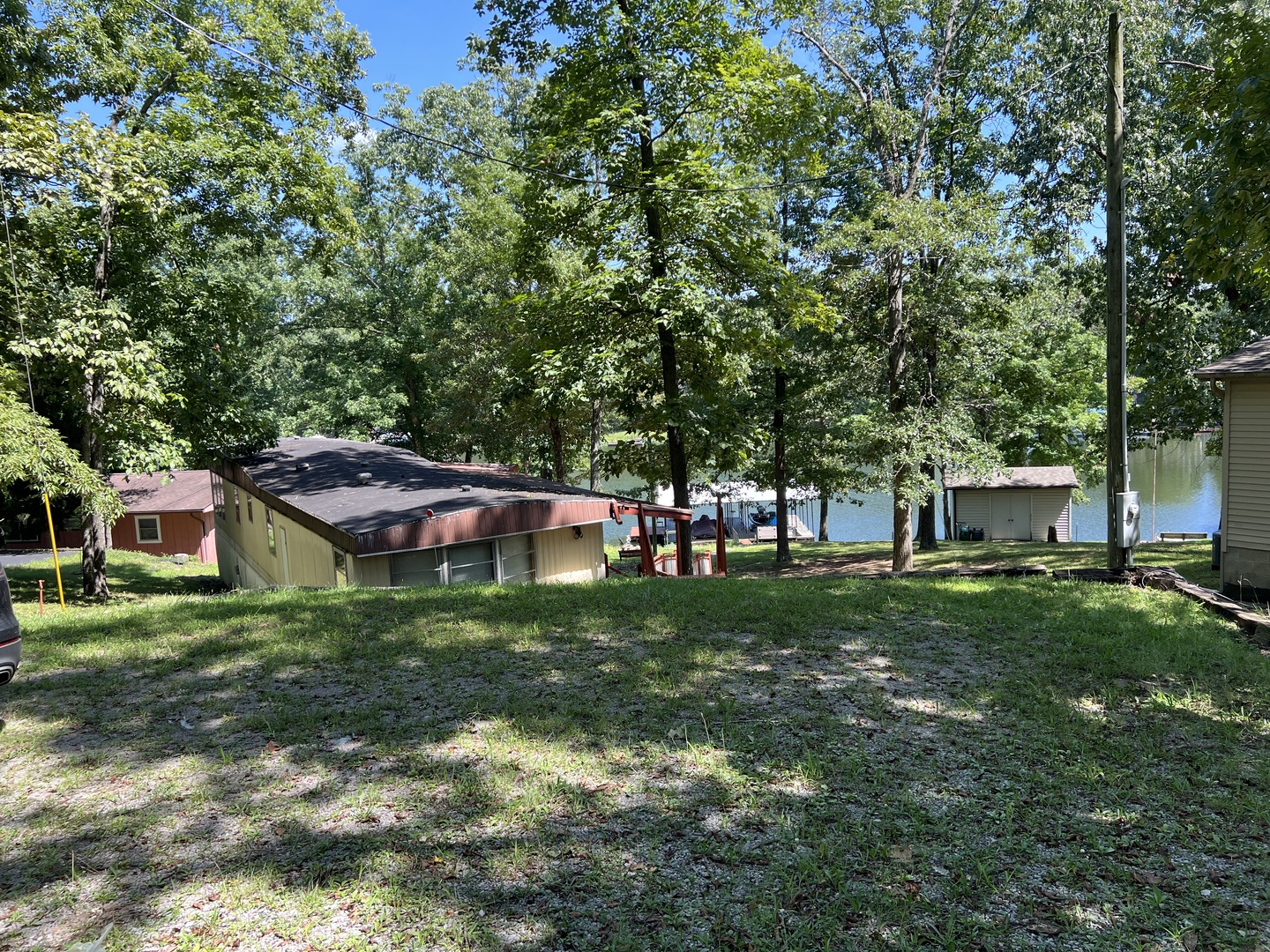 main property photo 30