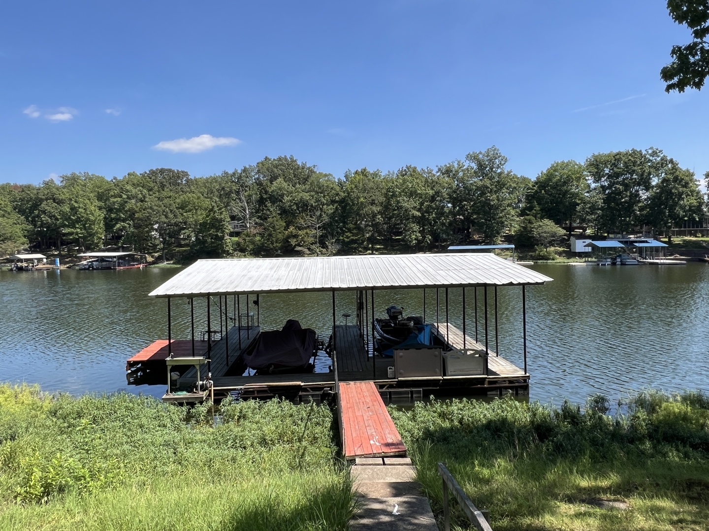 main property photo 8