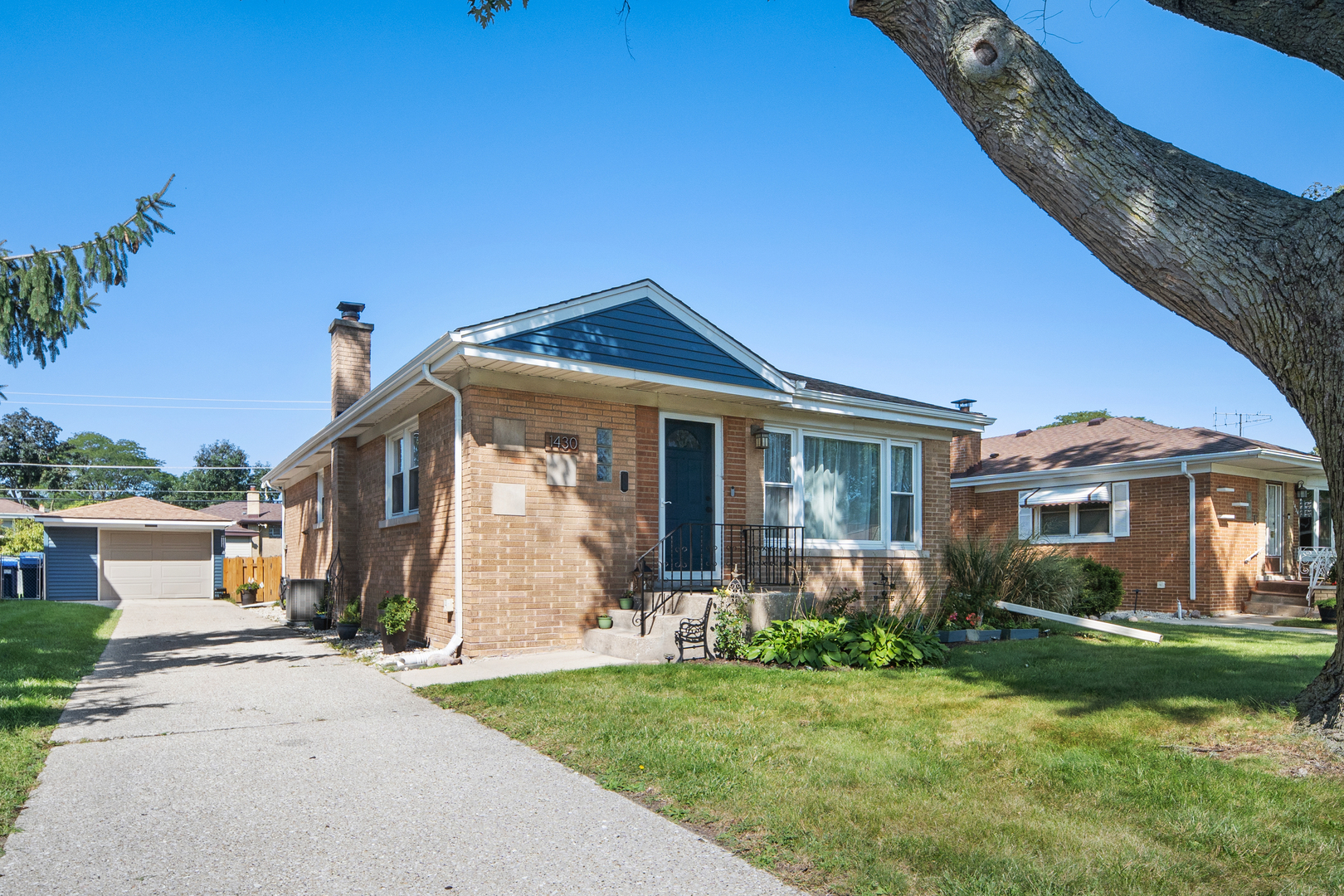 main property photo 22