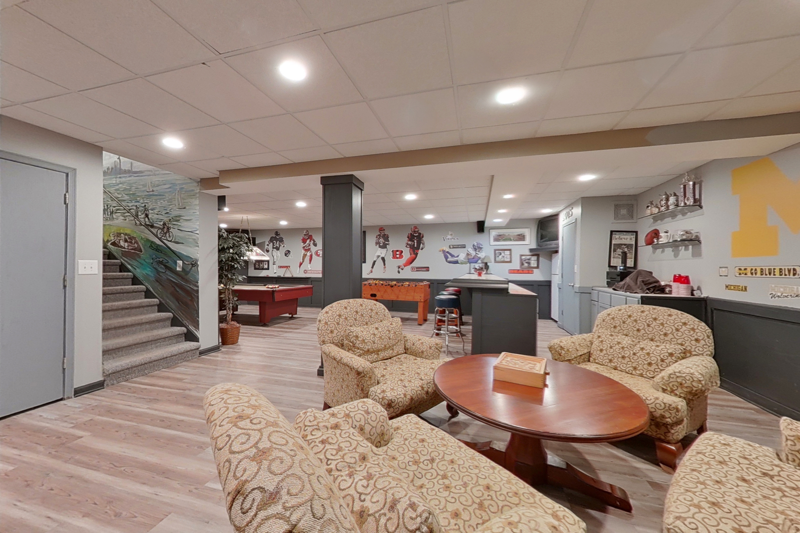 main property photo 43