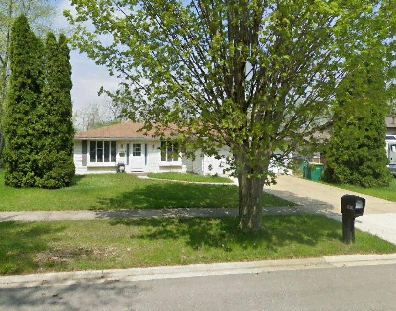 main property photo 14