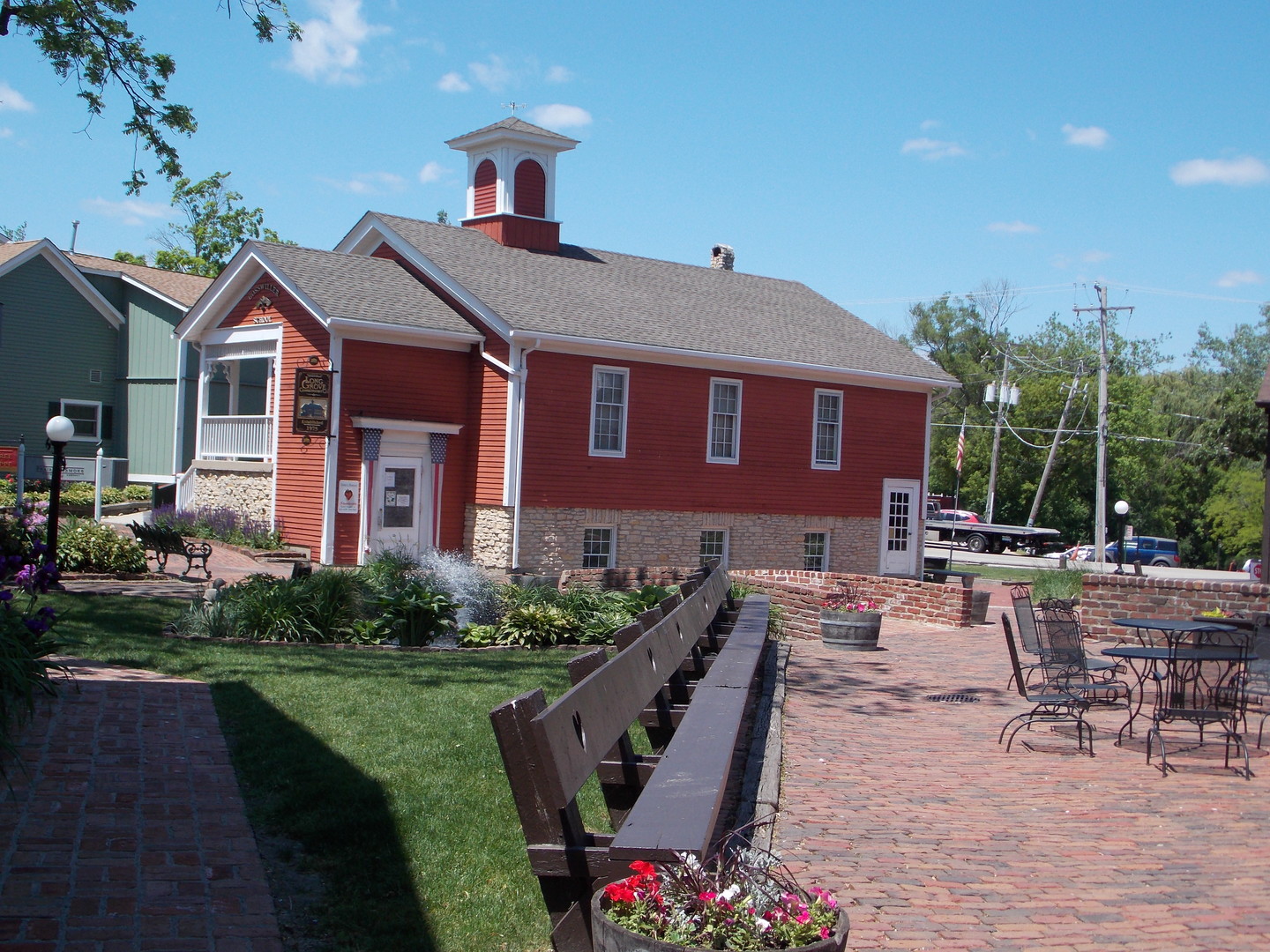 main property photo 20