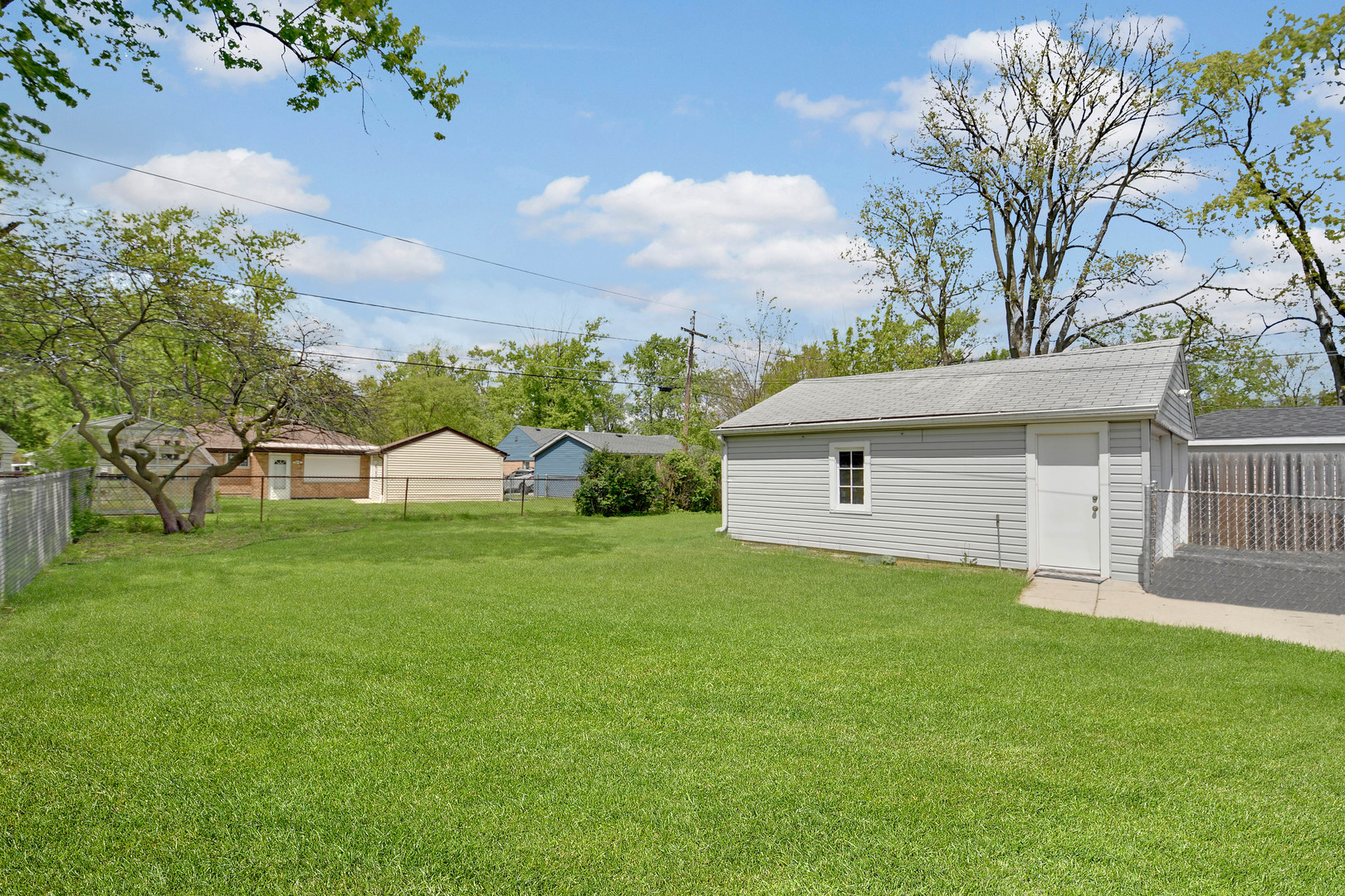 property viewer photo 15