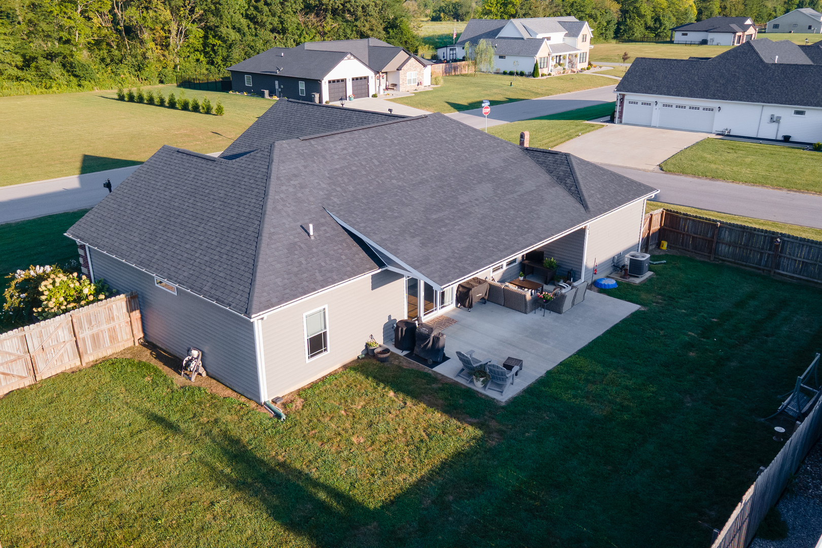 main property photo 32