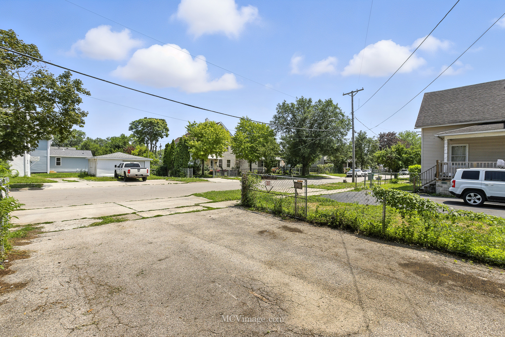 main property photo 20