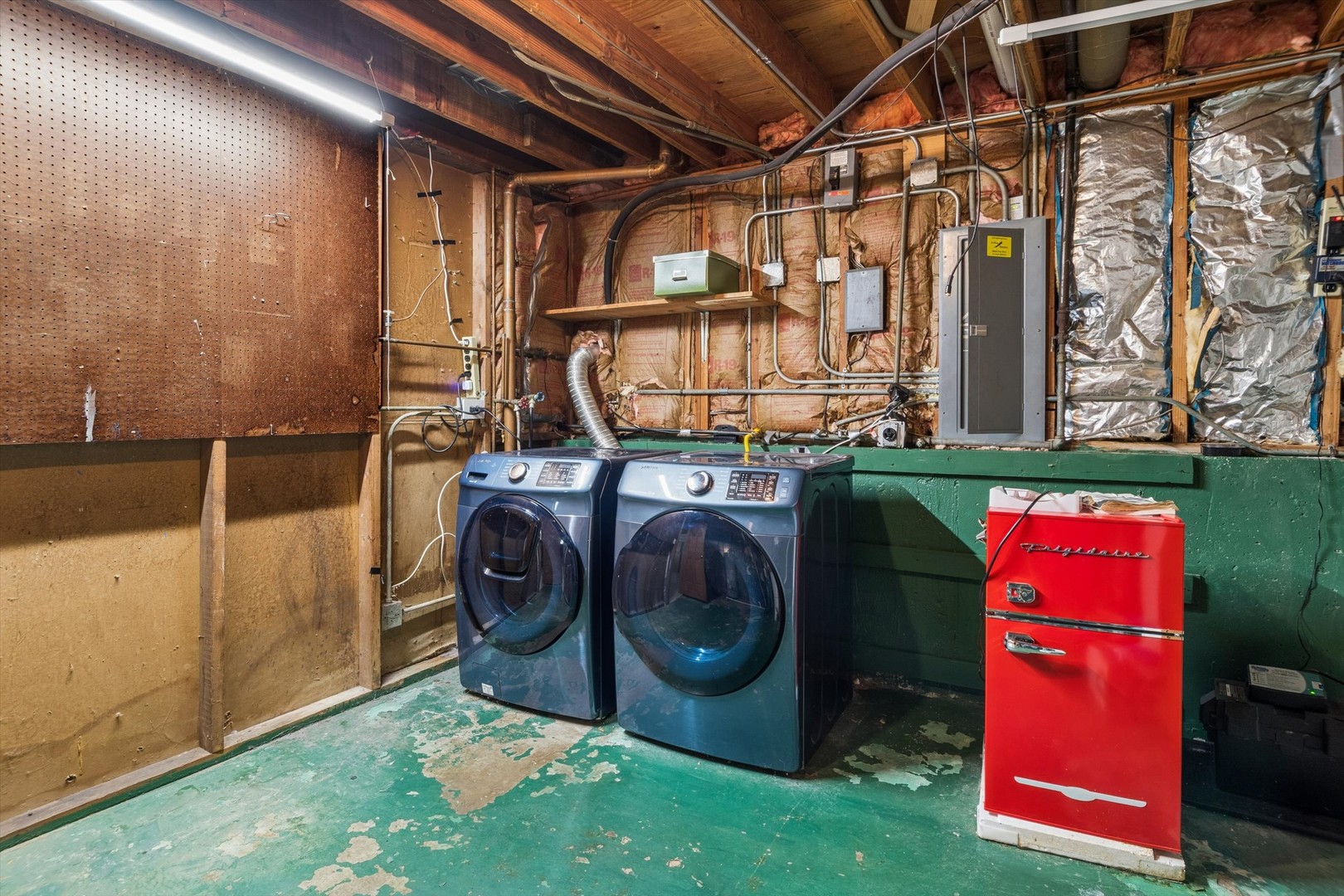 main property photo 35