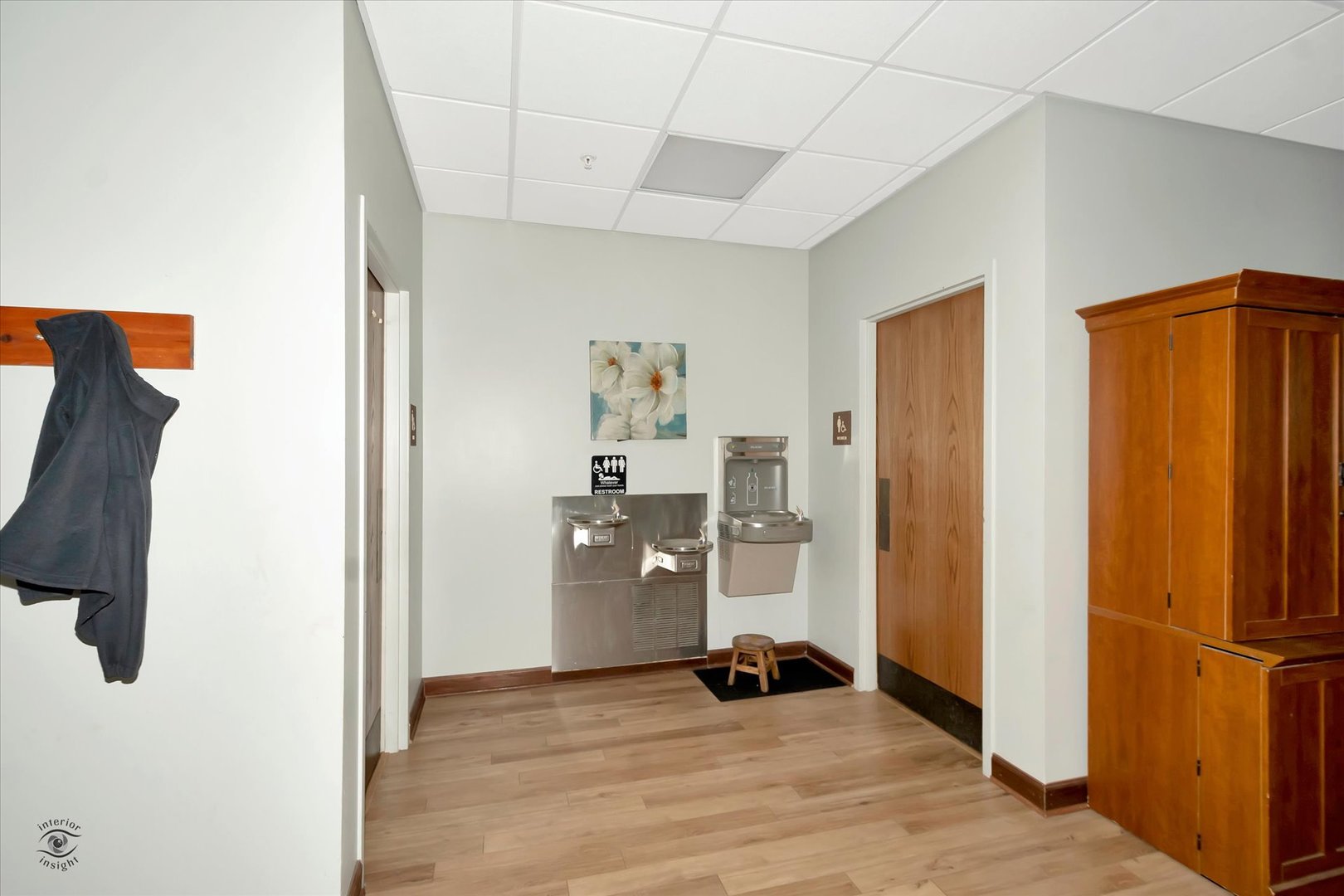 main property photo 28