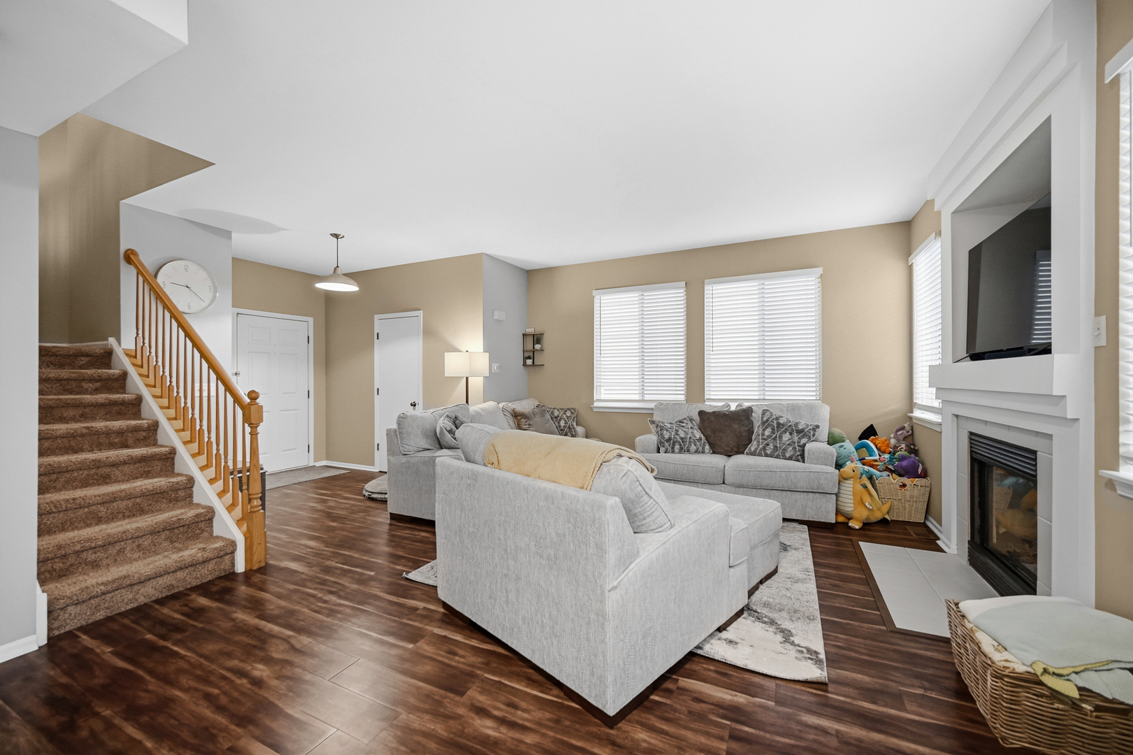 main property photo 5