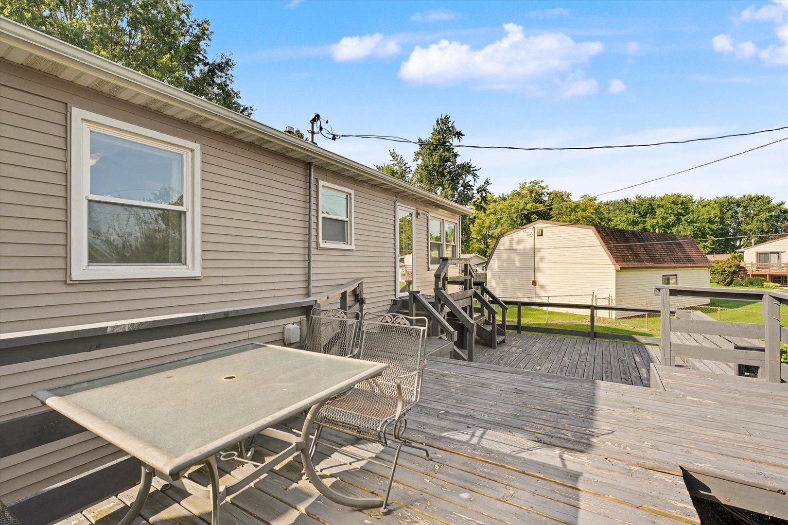 main property photo 35