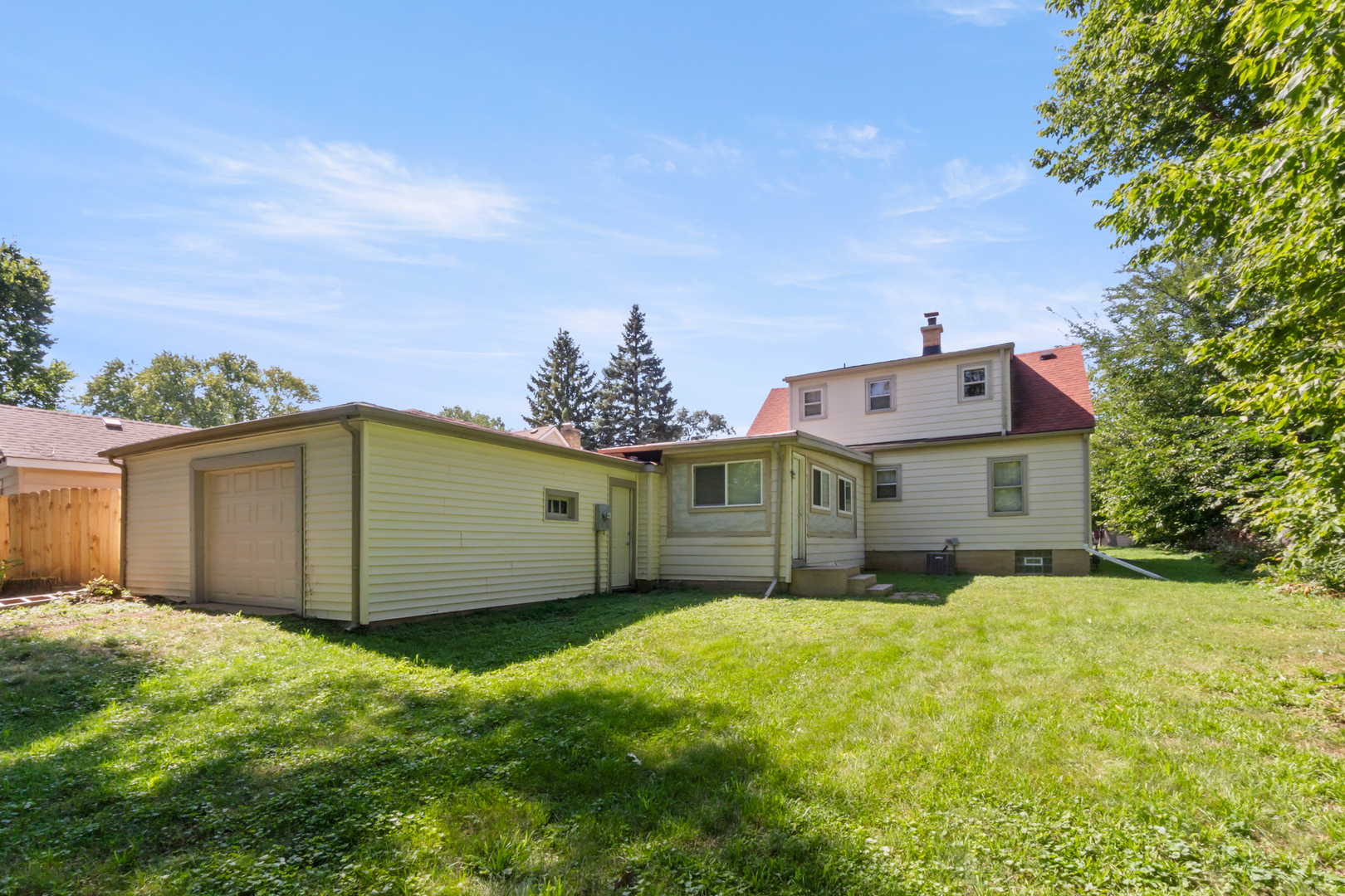 main property photo 25