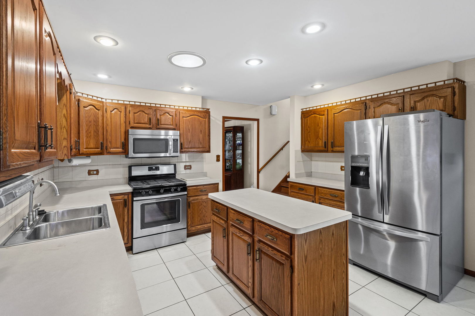 main property photo 14