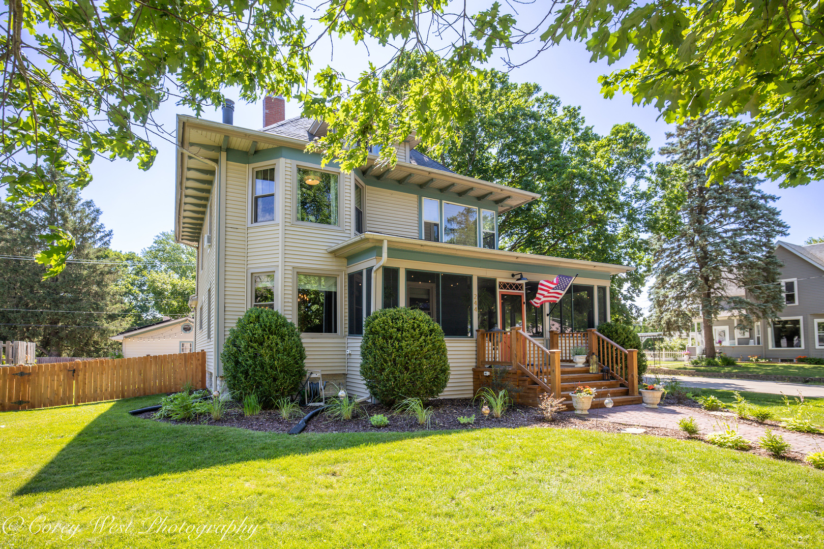 main property photo 2
