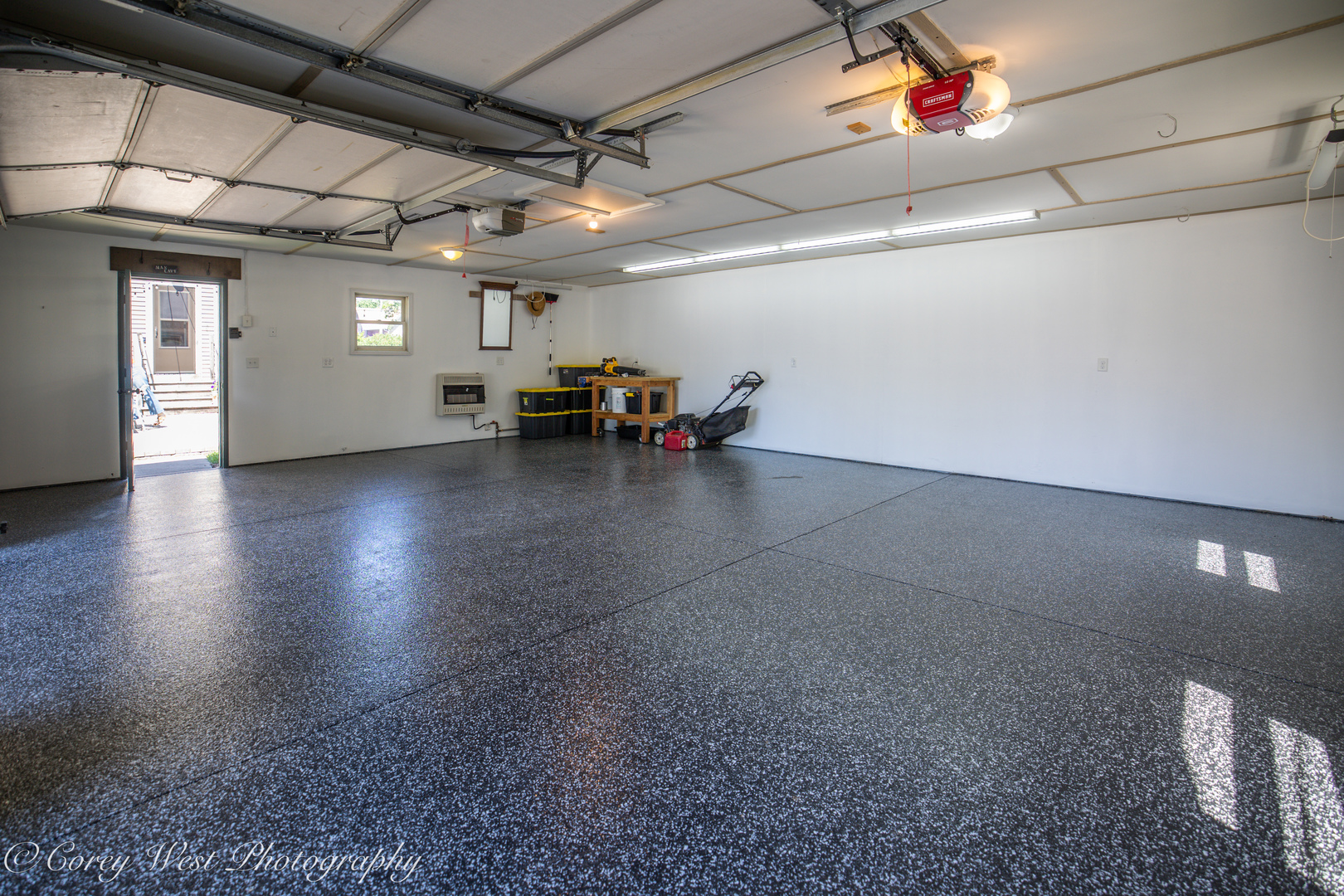 main property photo 74