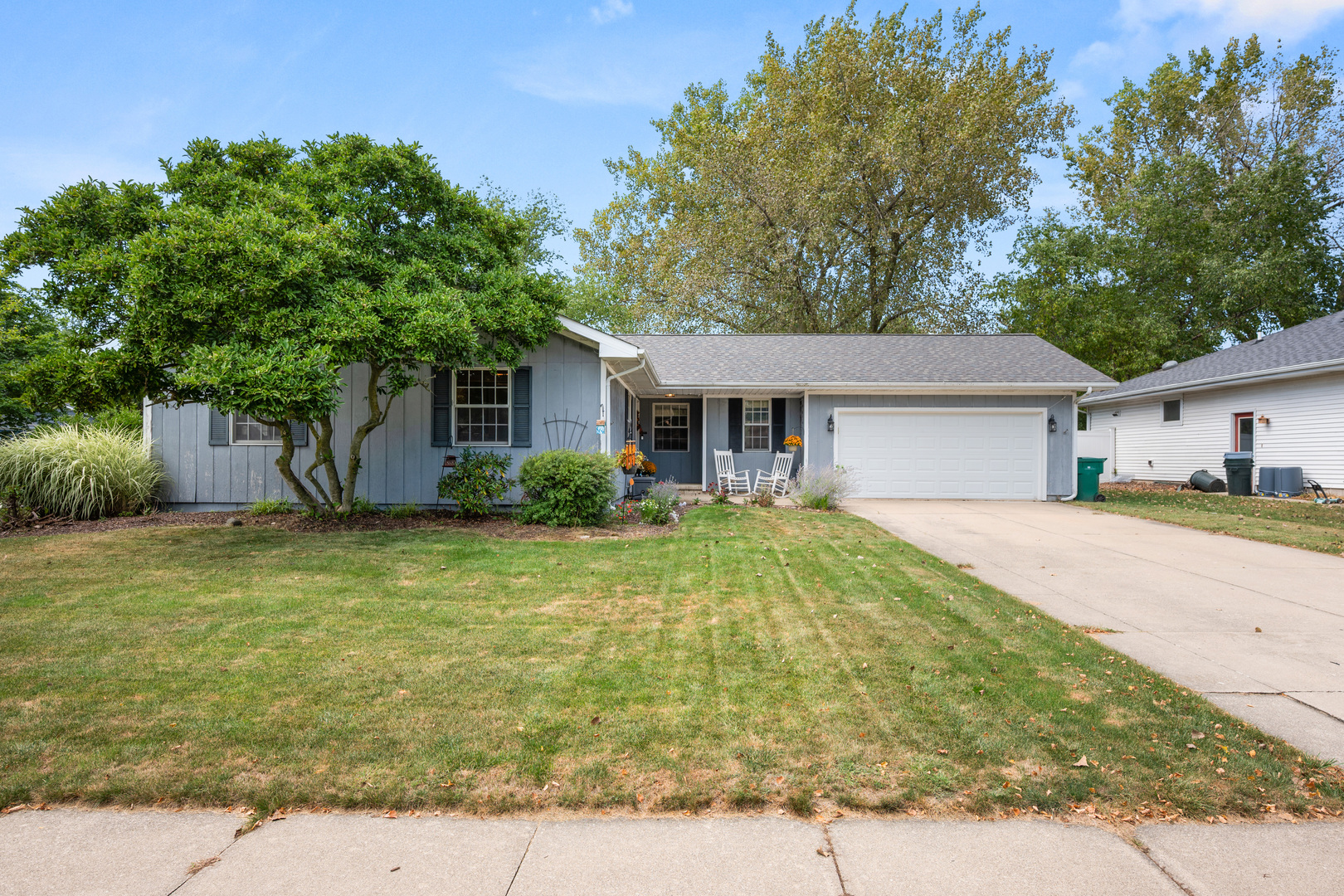 property viewer photo 1