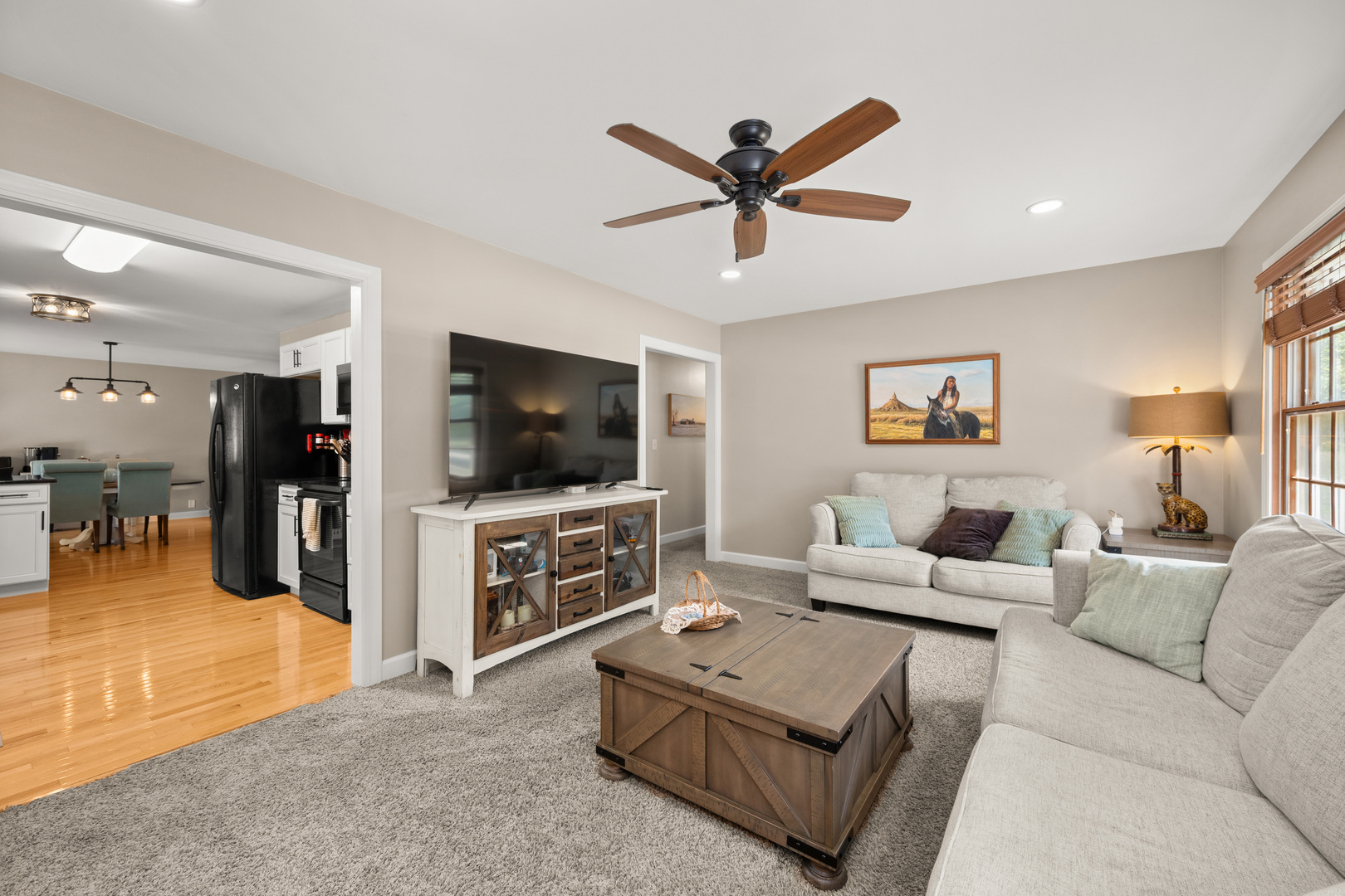 property viewer photo 12