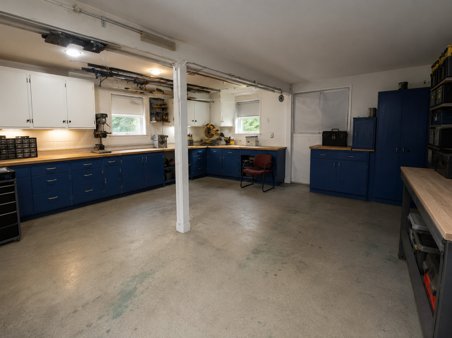 main property photo 33
