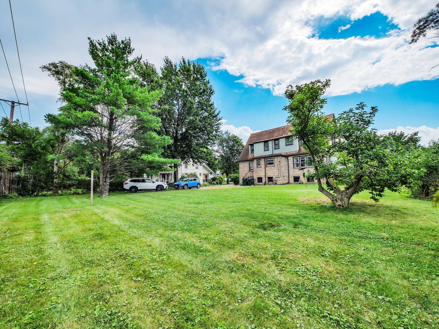 main property photo 6