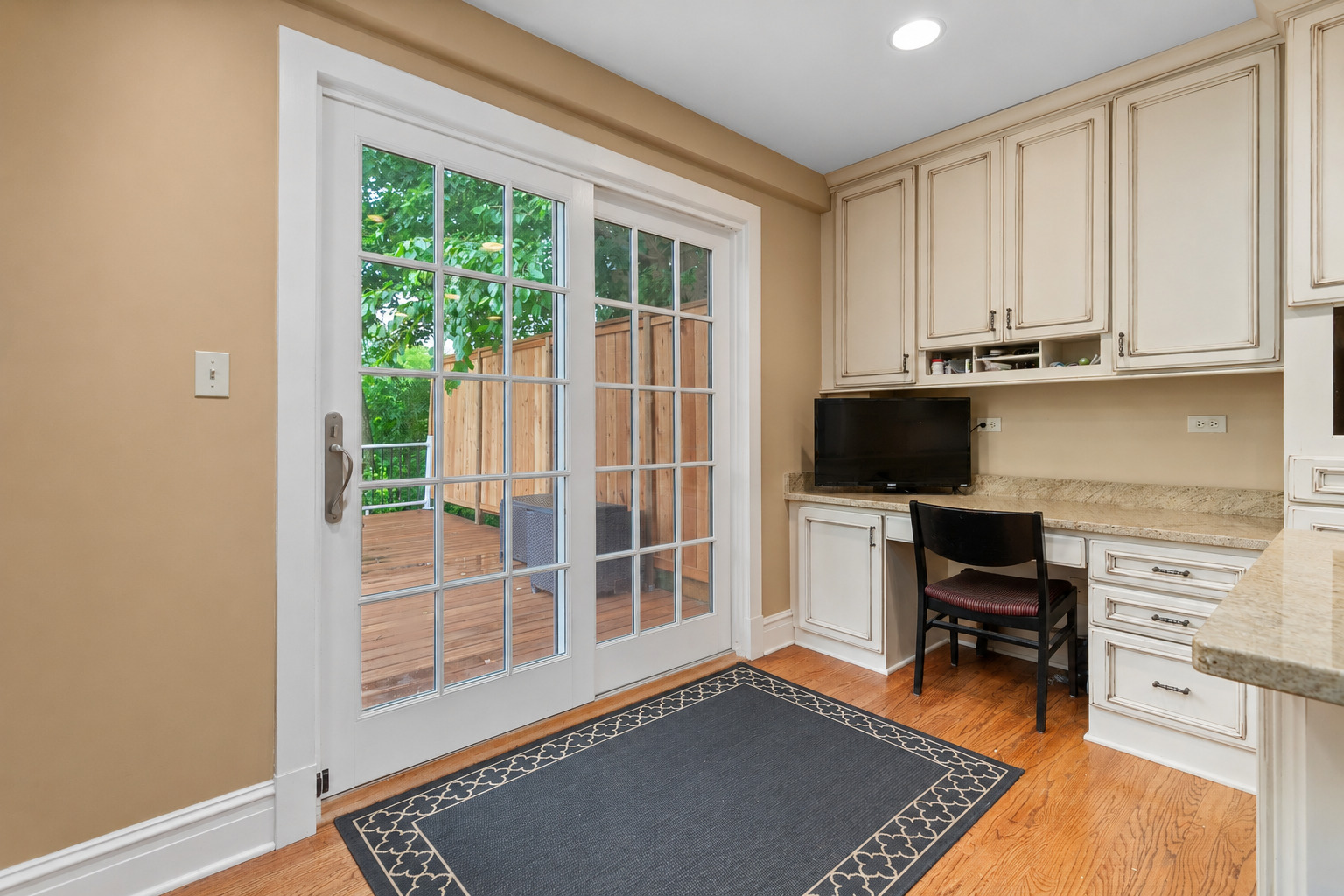 main property photo 21