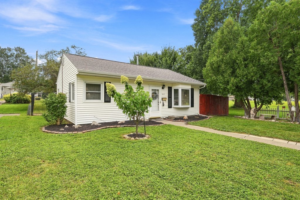 main property photo 1