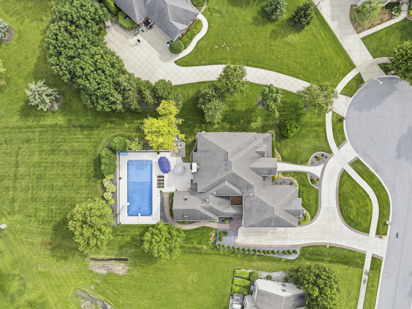 main property photo 60