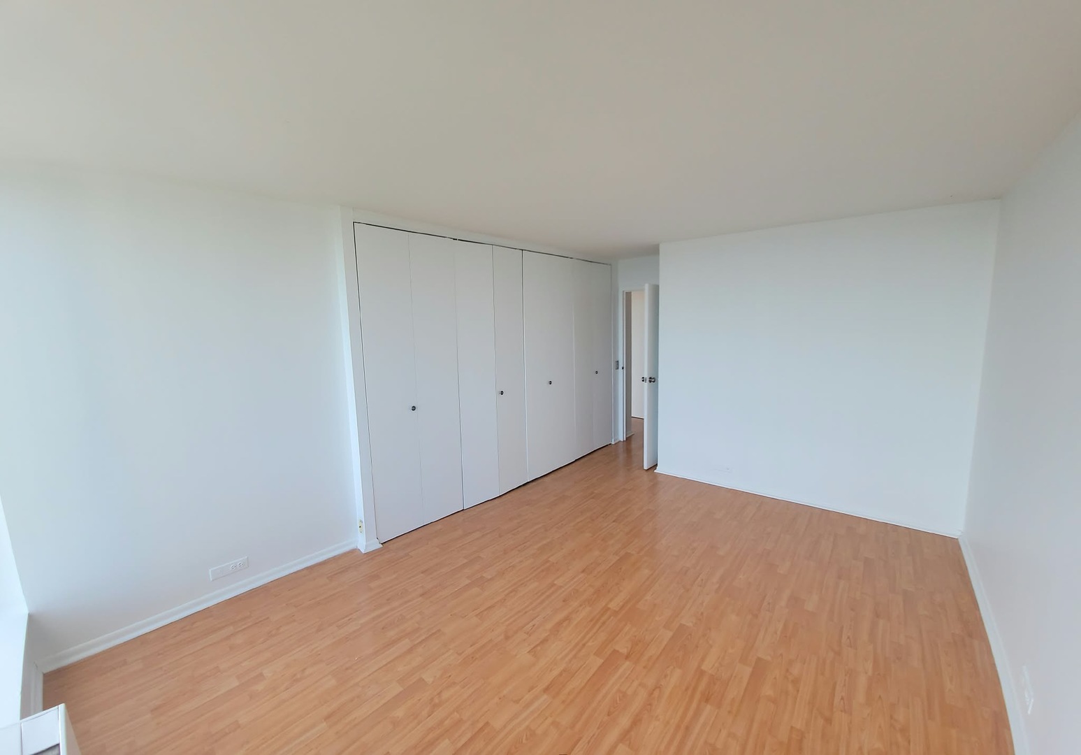 property viewer photo 10