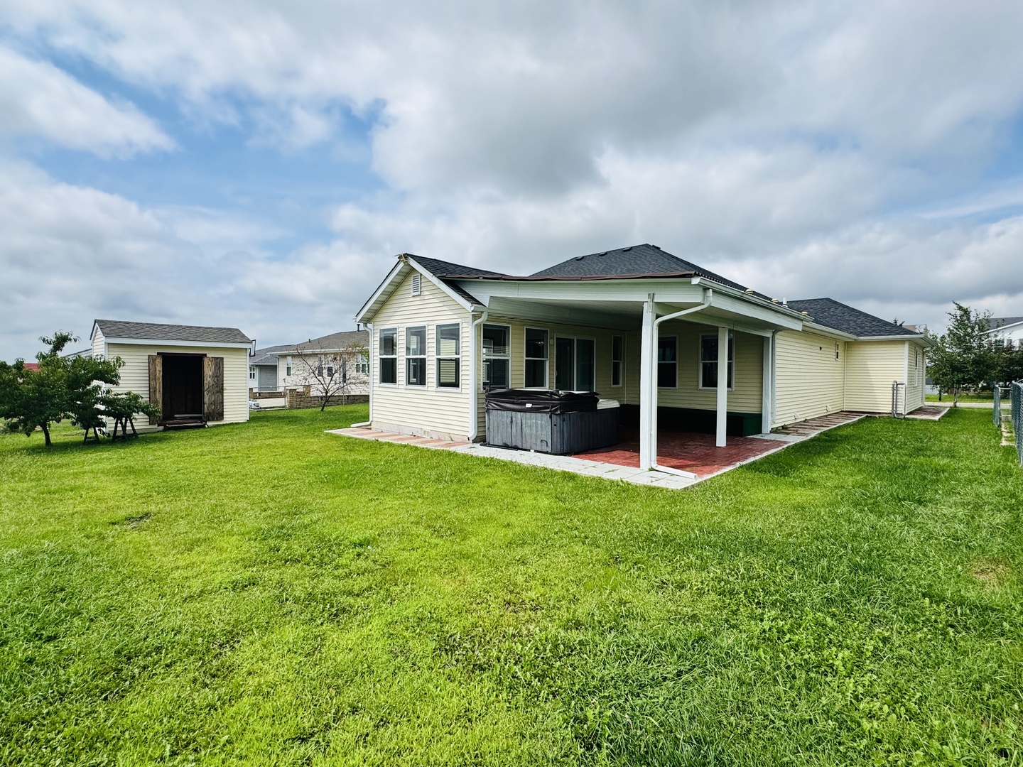 main property photo 31